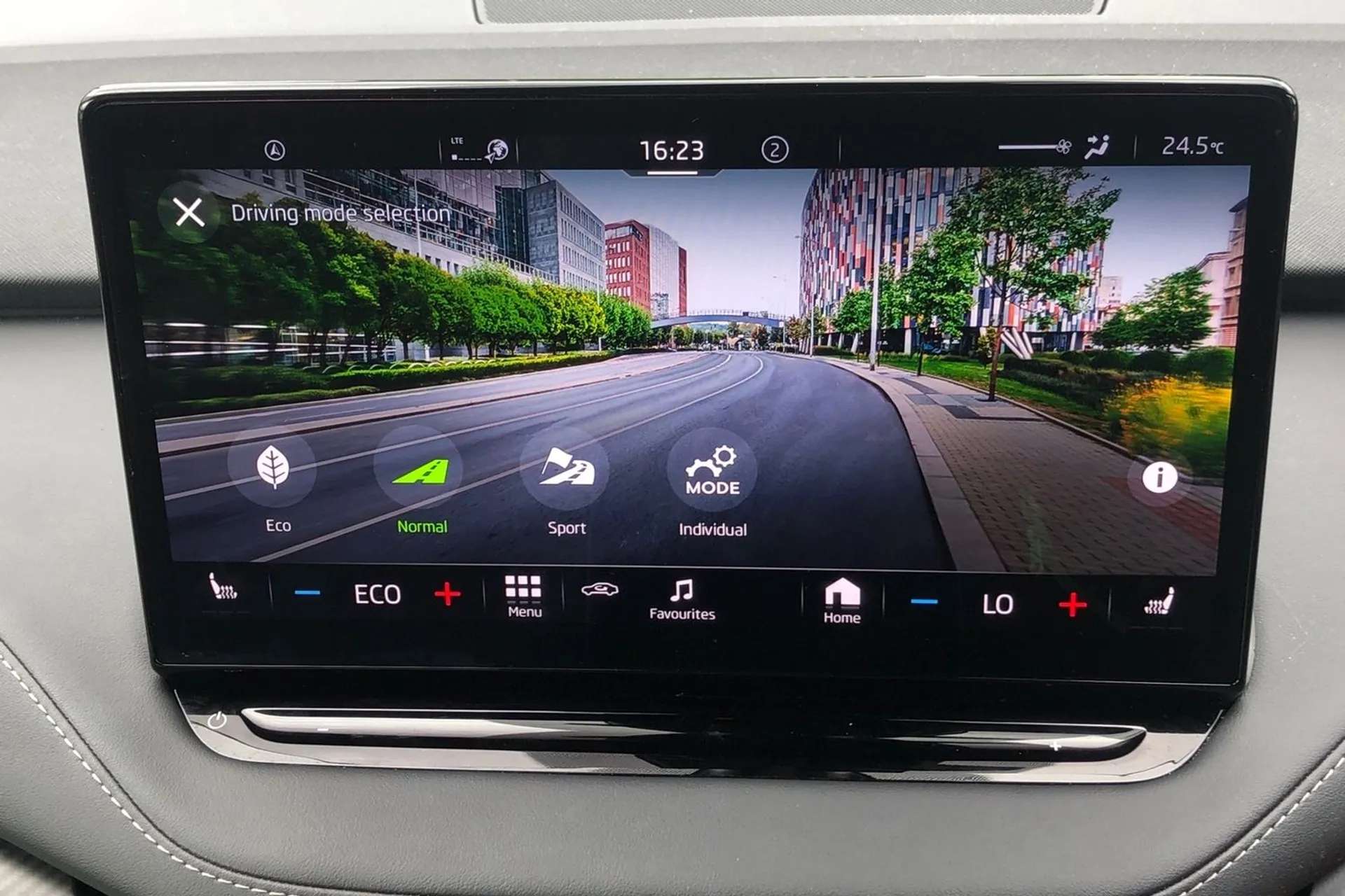 2023 SKODA ENYAQ 2023 SKODA ENYAQ