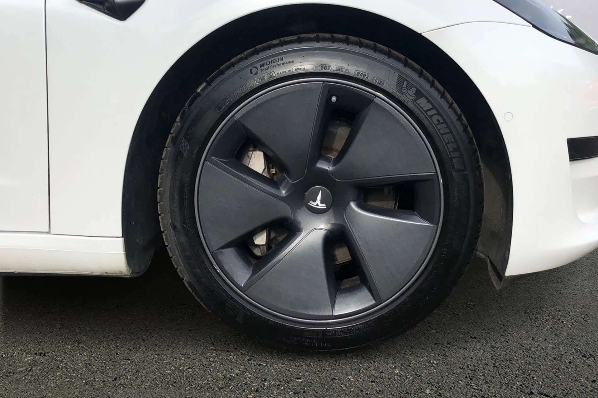 2020 TESLA MODEL 3 2020 TESLA MODEL 3