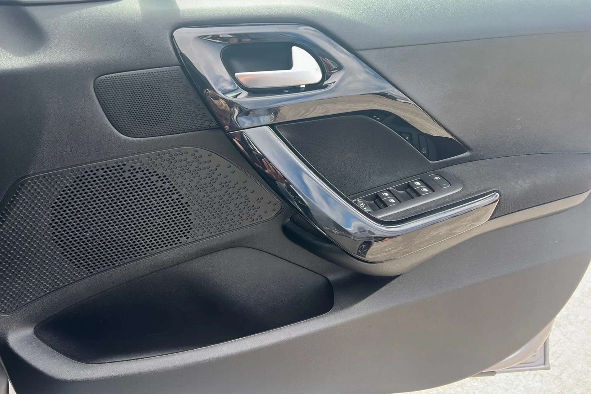 2019 PEUGEOT 208 2019 PEUGEOT 208