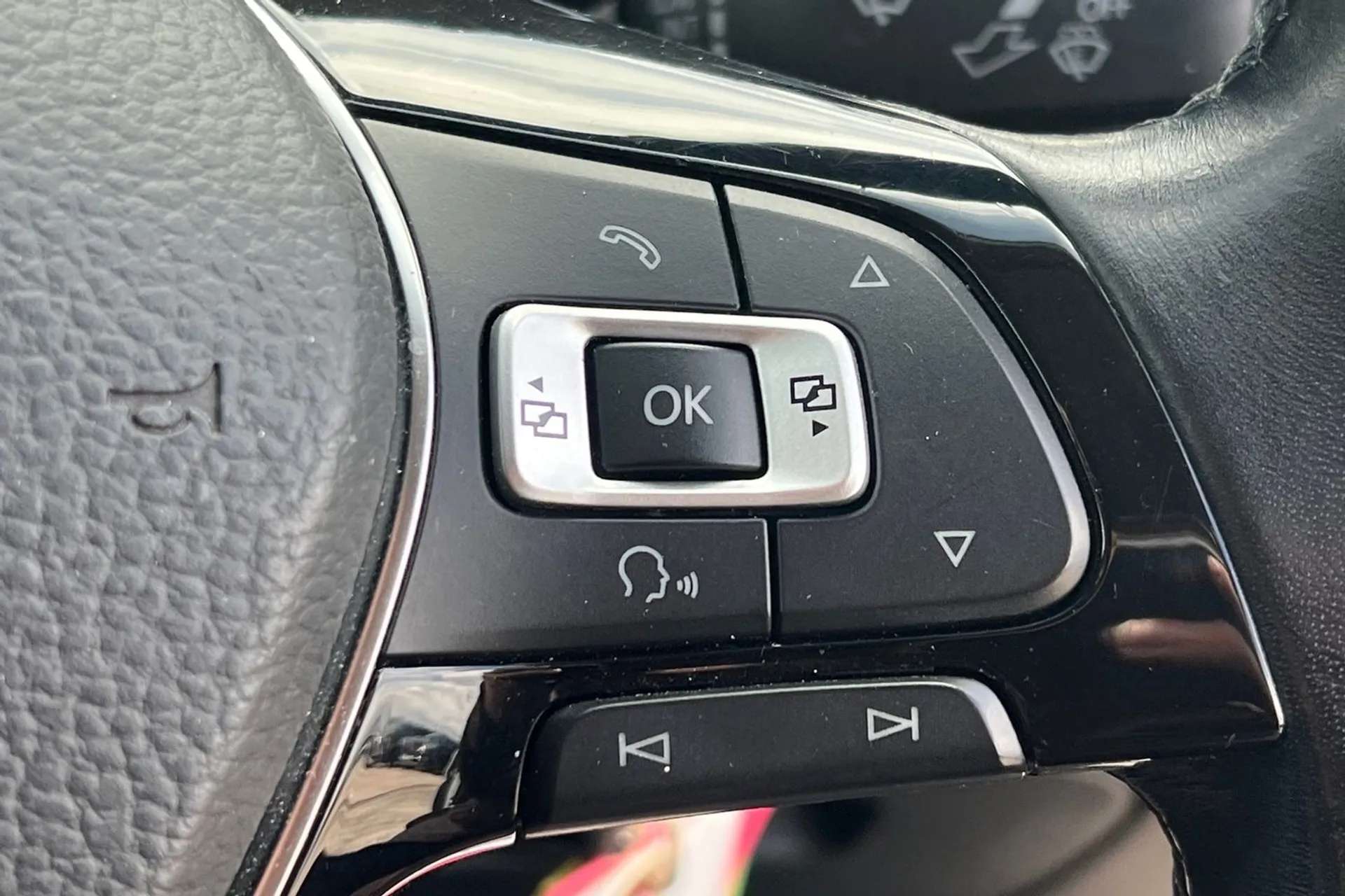 2017 VOLKSWAGEN TOURAN 2017 VOLKSWAGEN TOURAN