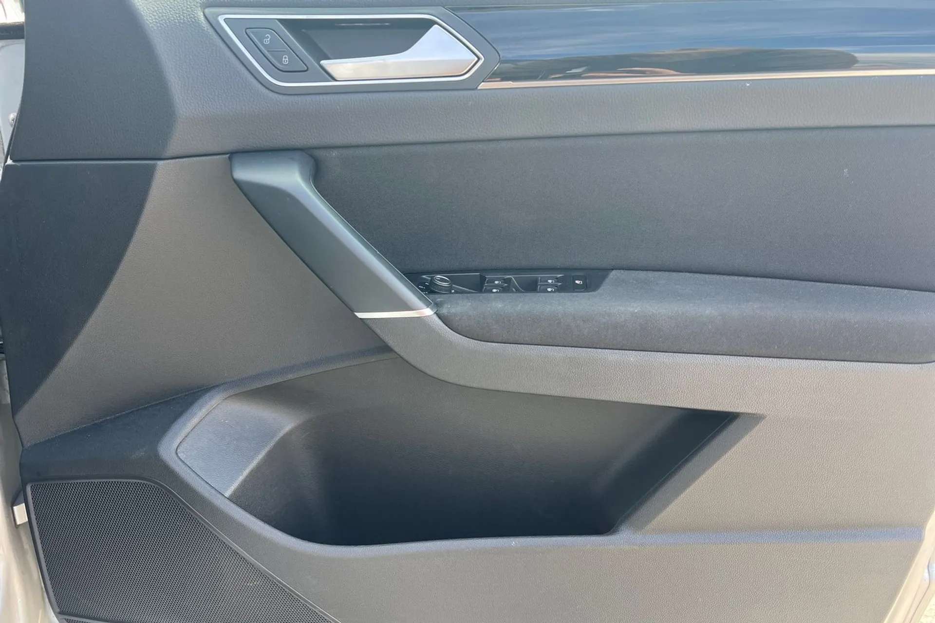 2017 VOLKSWAGEN TOURAN 2017 VOLKSWAGEN TOURAN