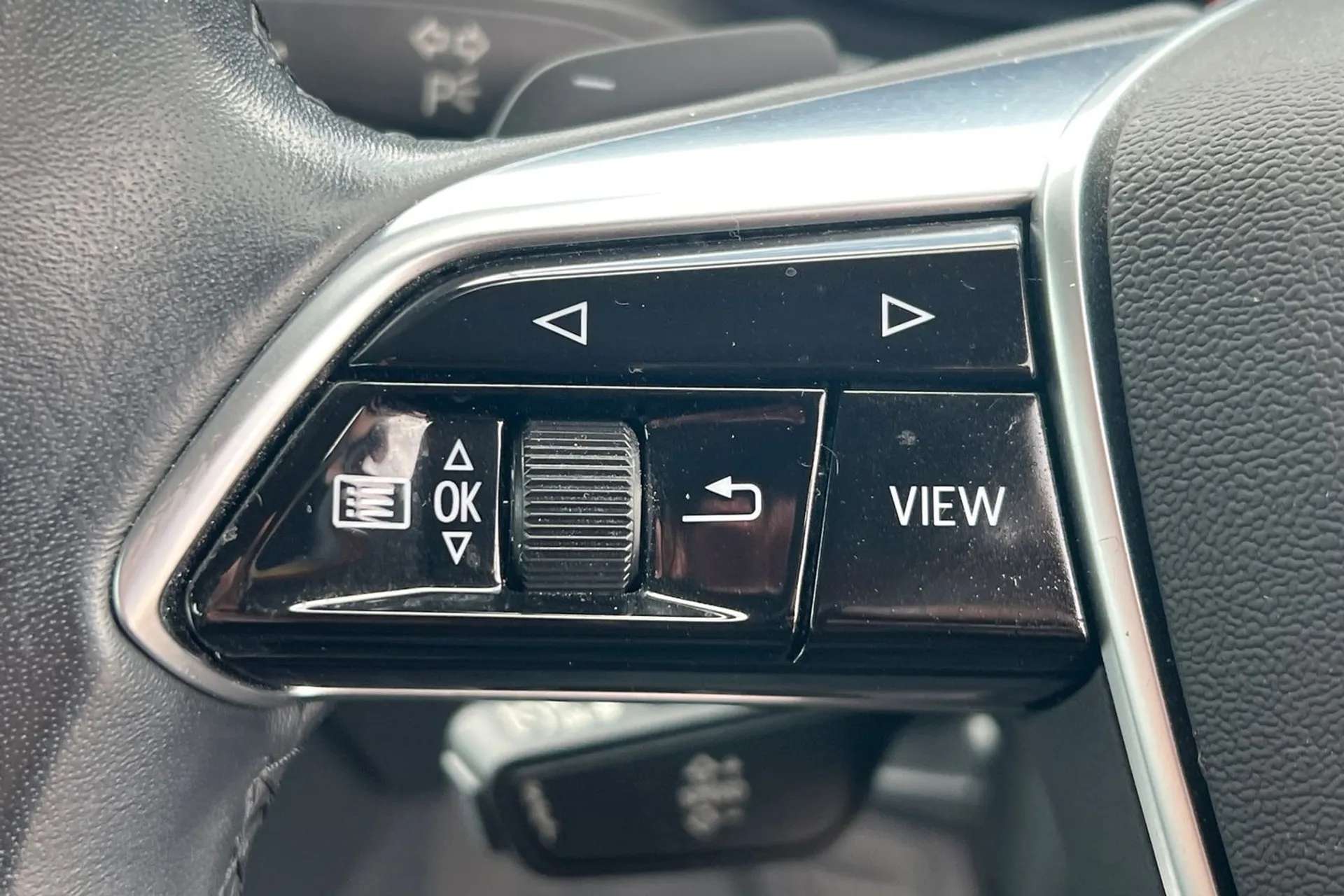 2022 AUDI A6 2022 AUDI A6