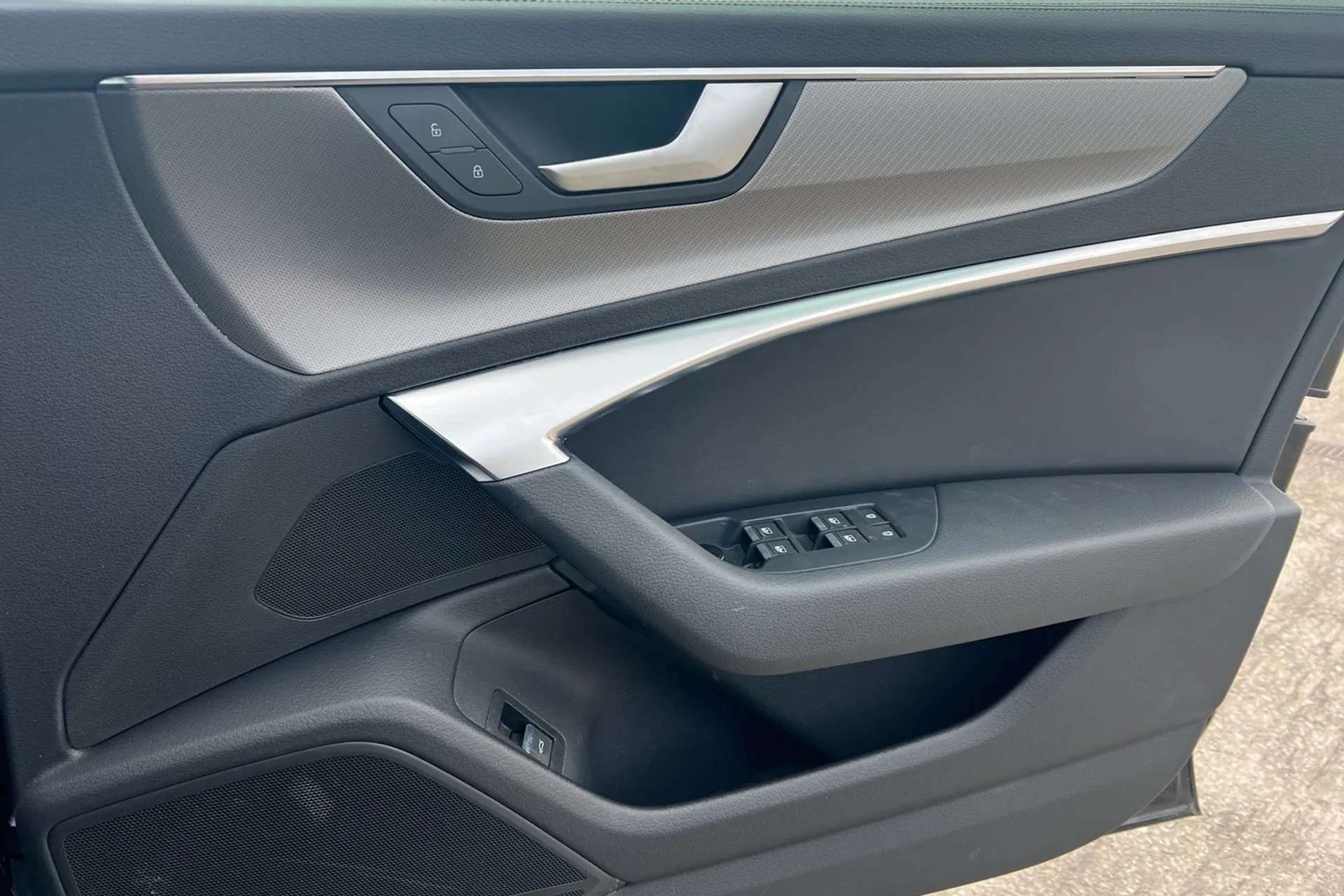 2022 AUDI A6 2022 AUDI A6