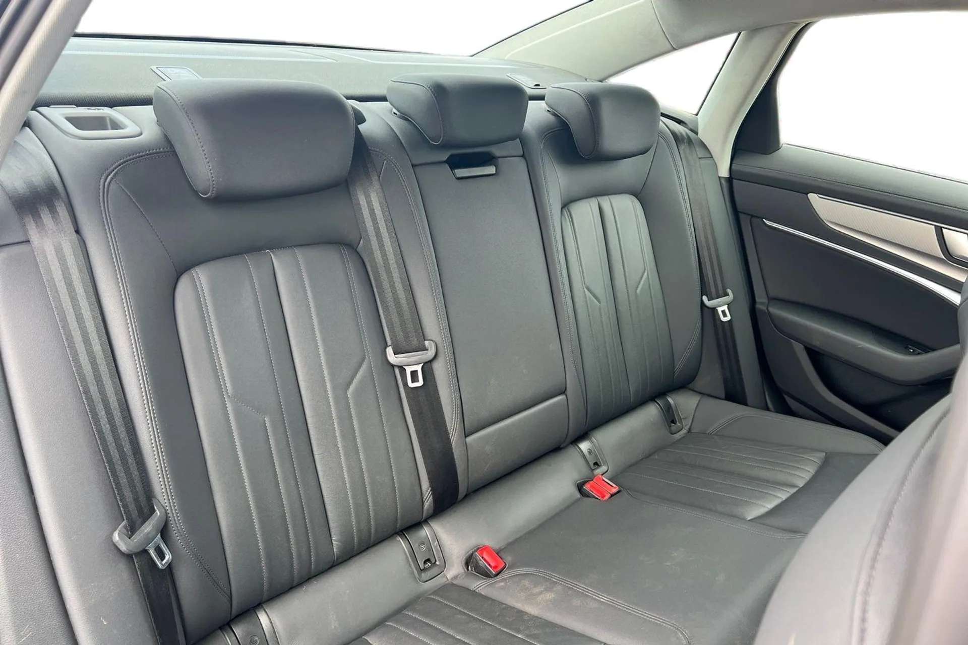 2022 AUDI A6 2022 AUDI A6