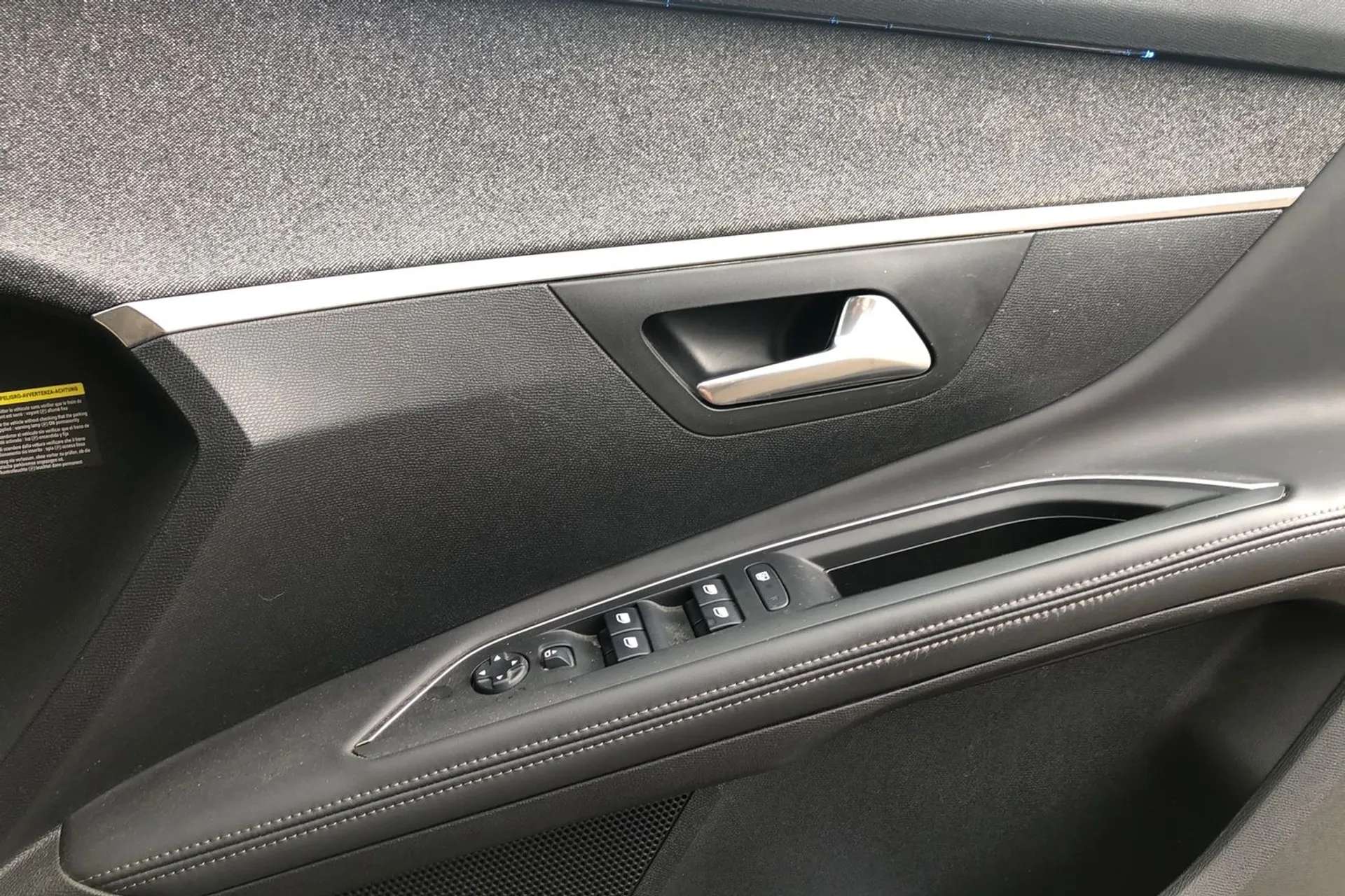 2018 PEUGEOT 5008 2018 PEUGEOT 5008