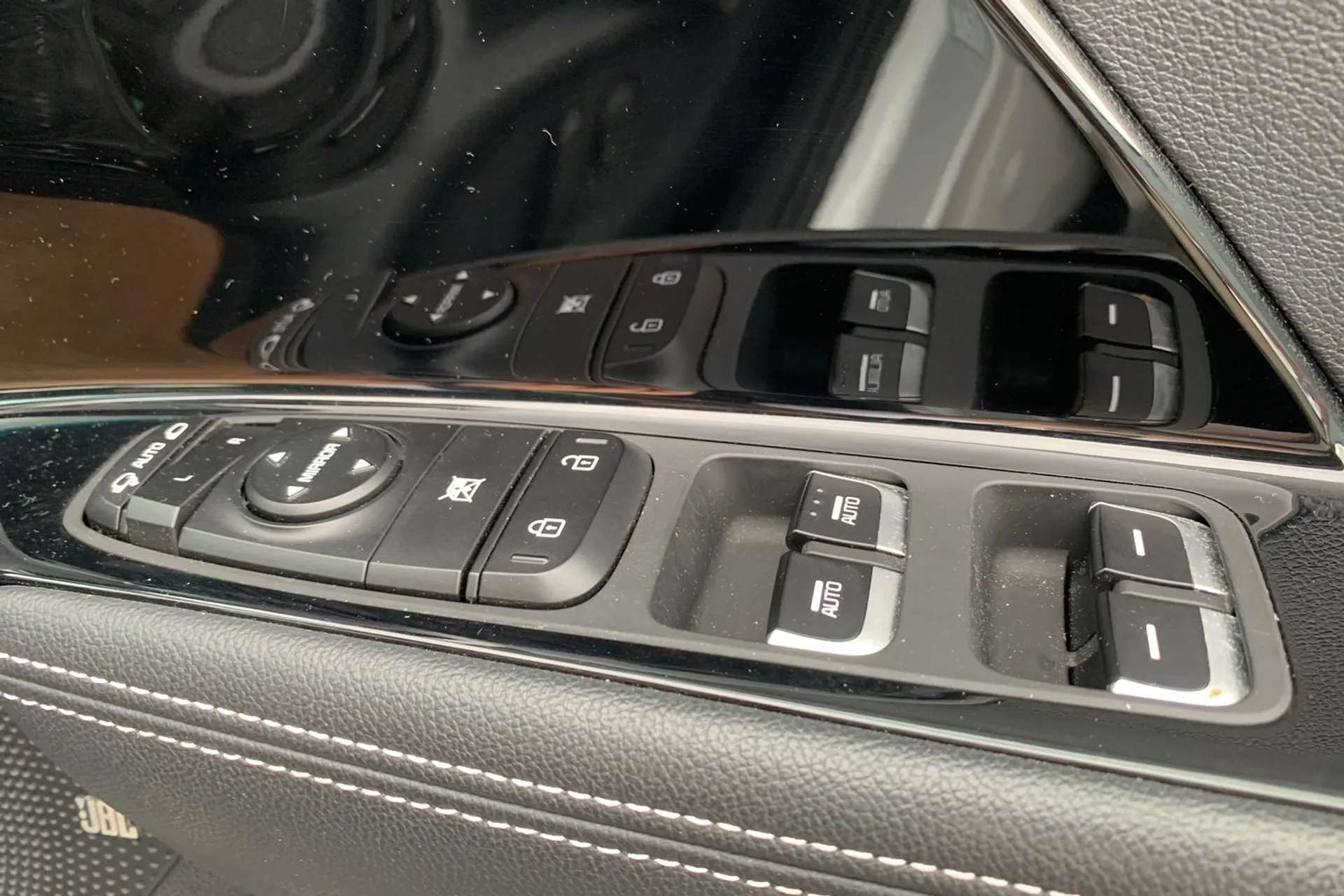 2020 KIA E-NIRO 2020 KIA E-NIRO