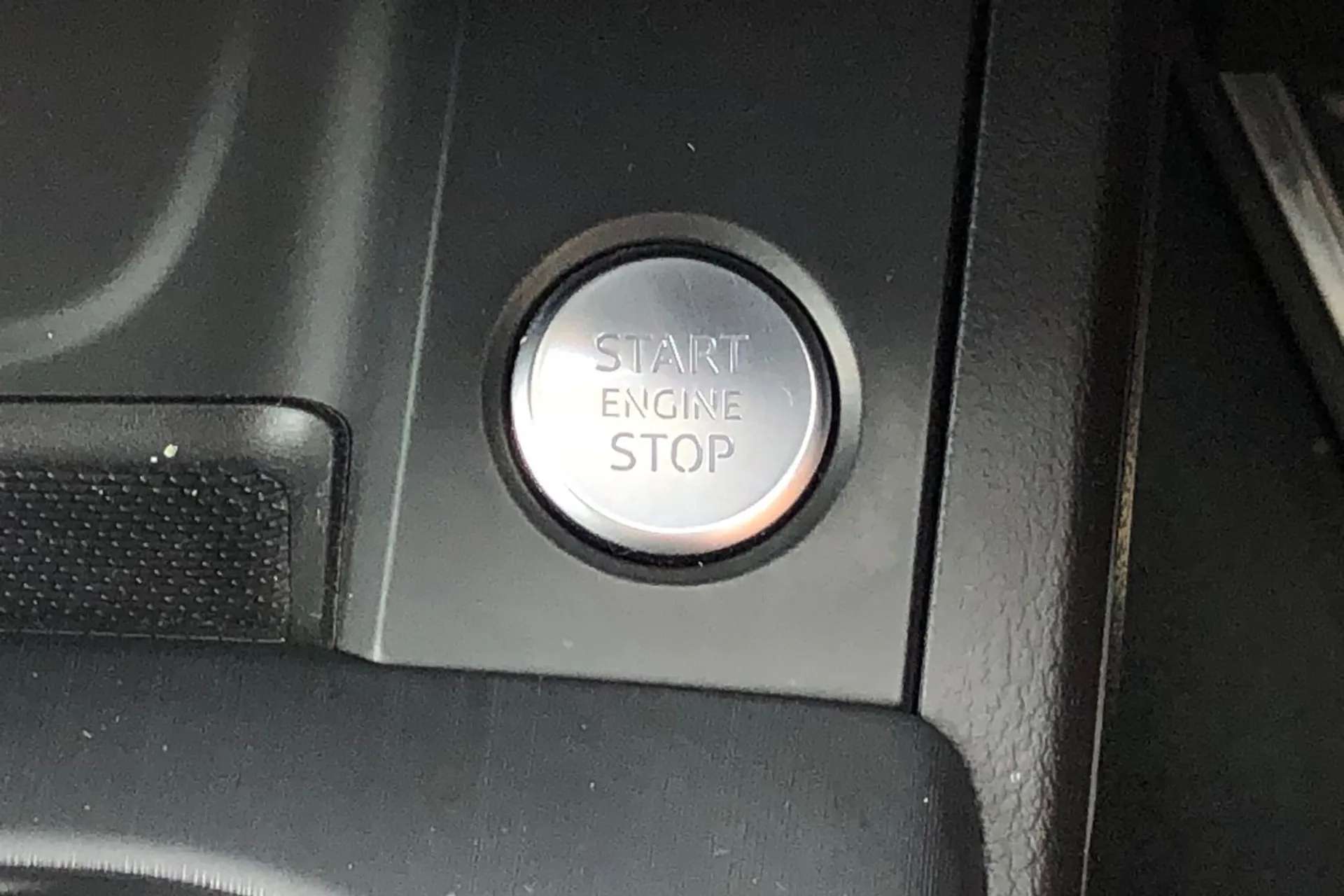 2016 AUDI A4 2016 AUDI A4