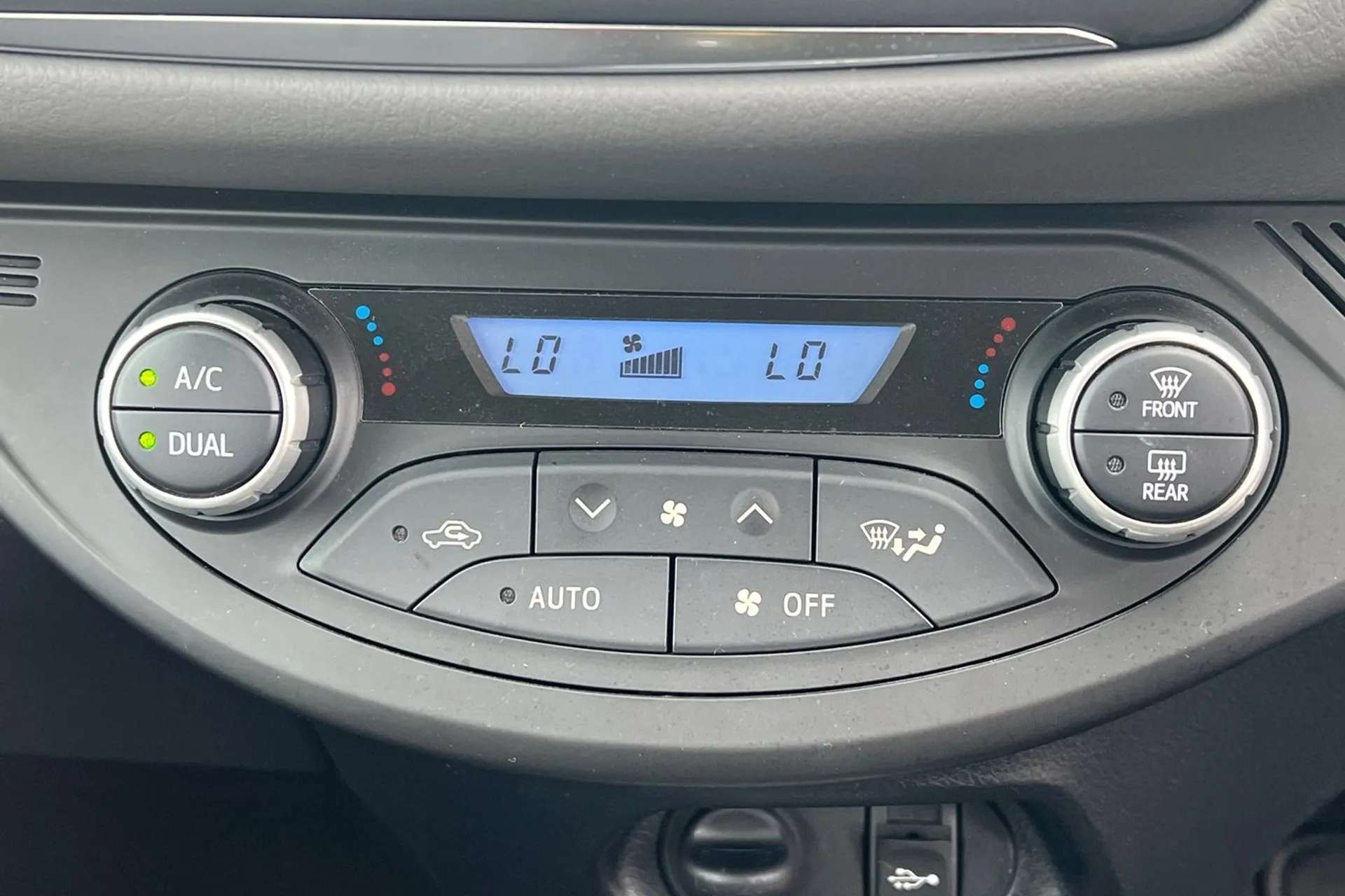 2019 TOYOTA YARIS 2019 TOYOTA YARIS