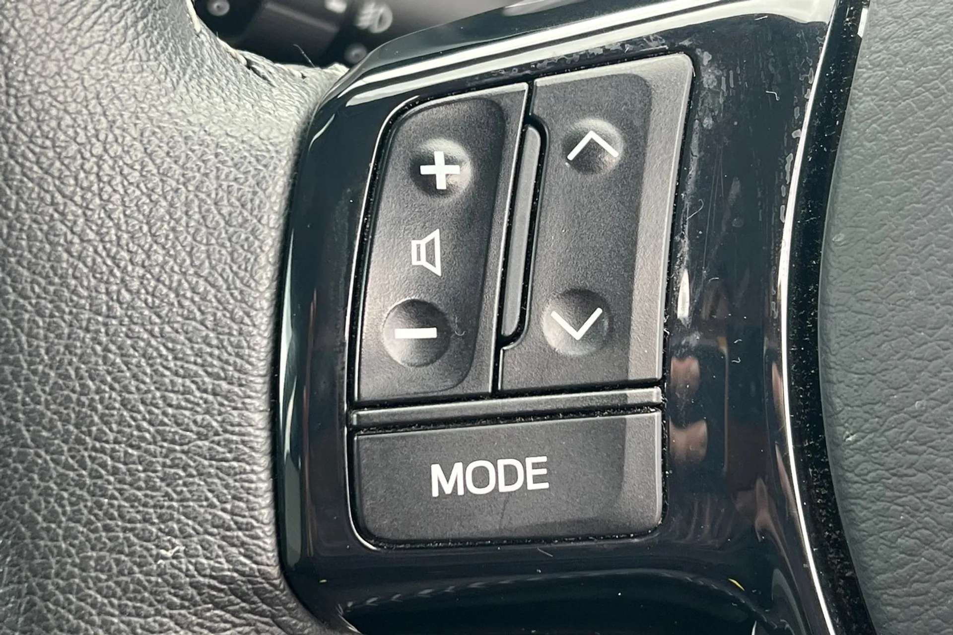 2019 TOYOTA YARIS 2019 TOYOTA YARIS