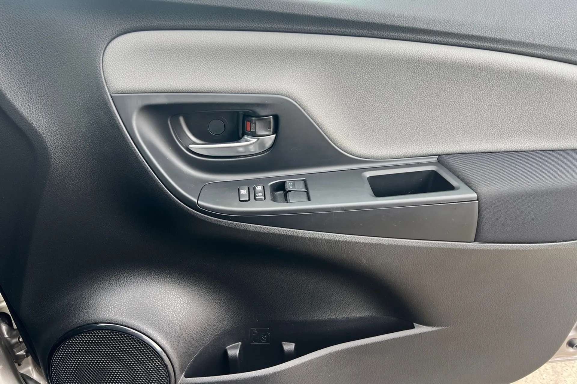 2019 TOYOTA YARIS 2019 TOYOTA YARIS