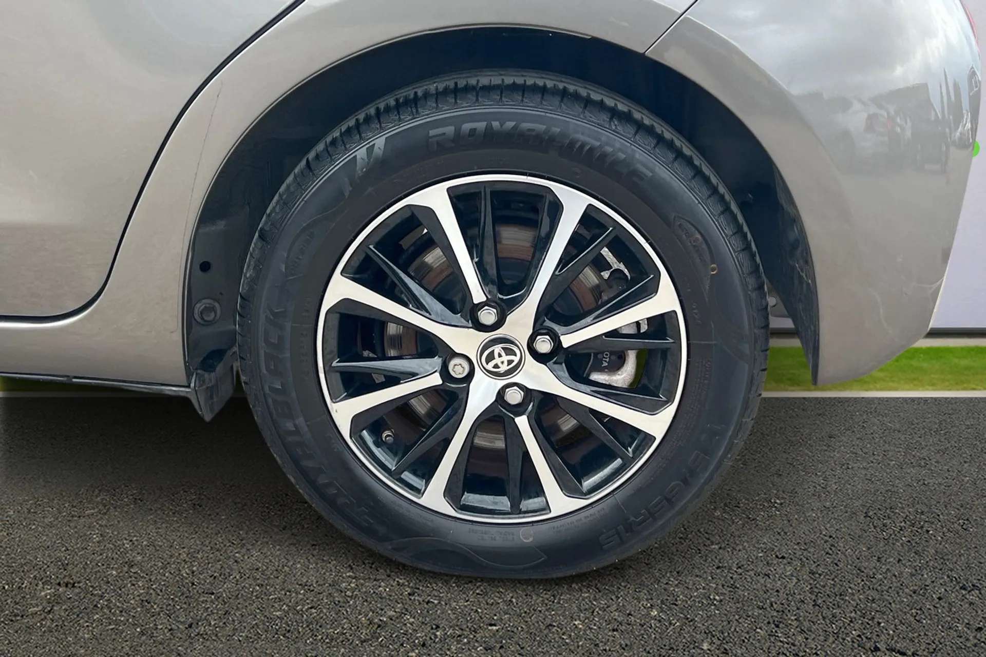 2019 TOYOTA YARIS 2019 TOYOTA YARIS