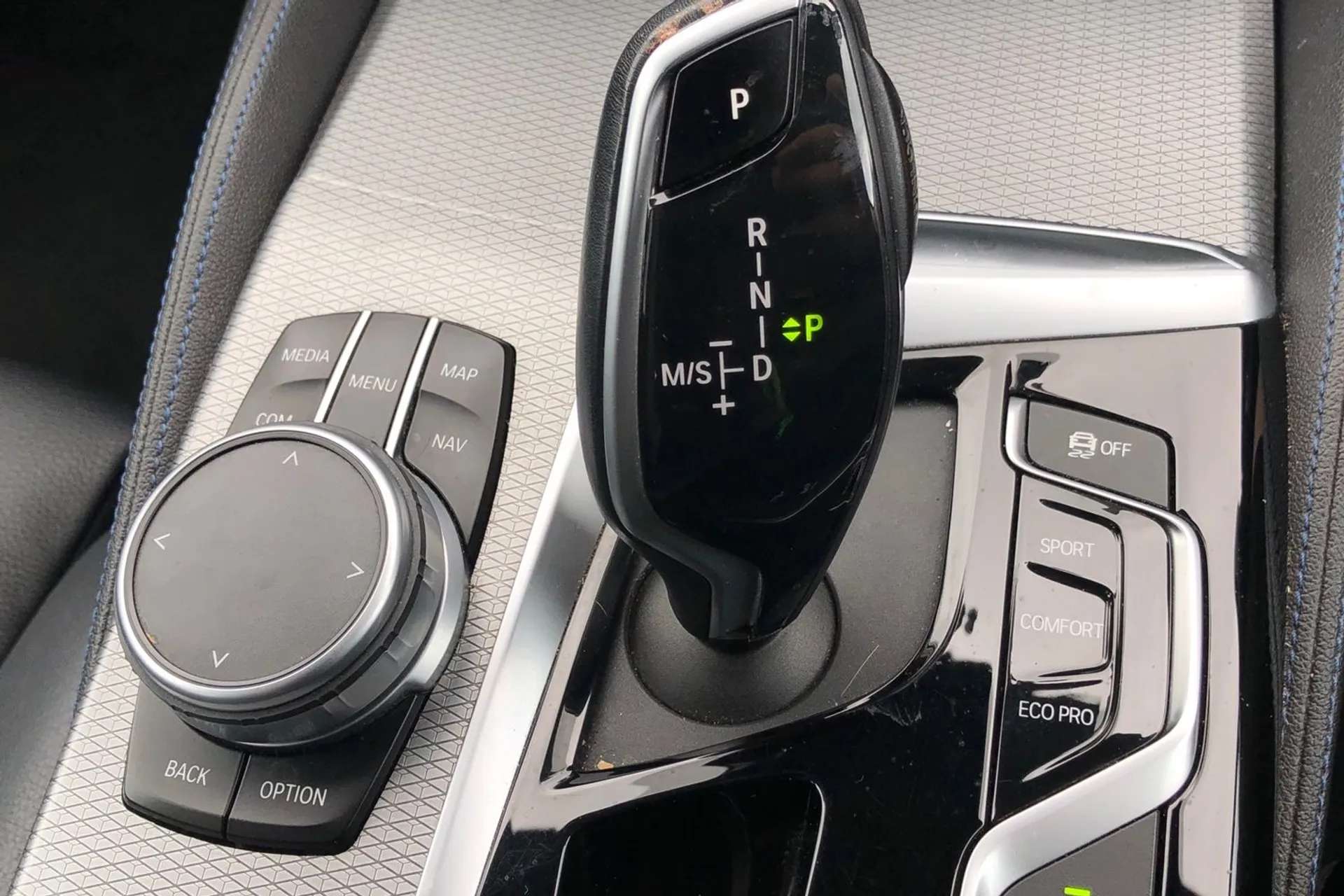 2020 BMW 6 SERIES GT 2020 BMW 6 SERIES GT