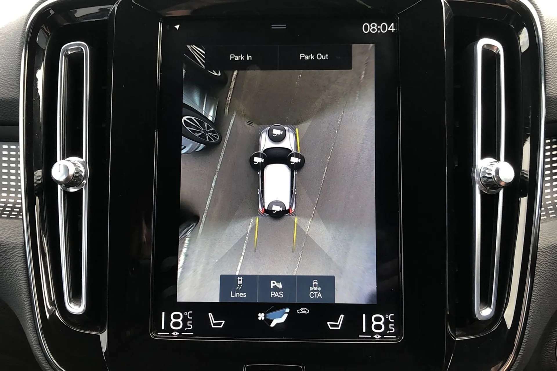 2020 VOLVO XC40 2020 VOLVO XC40