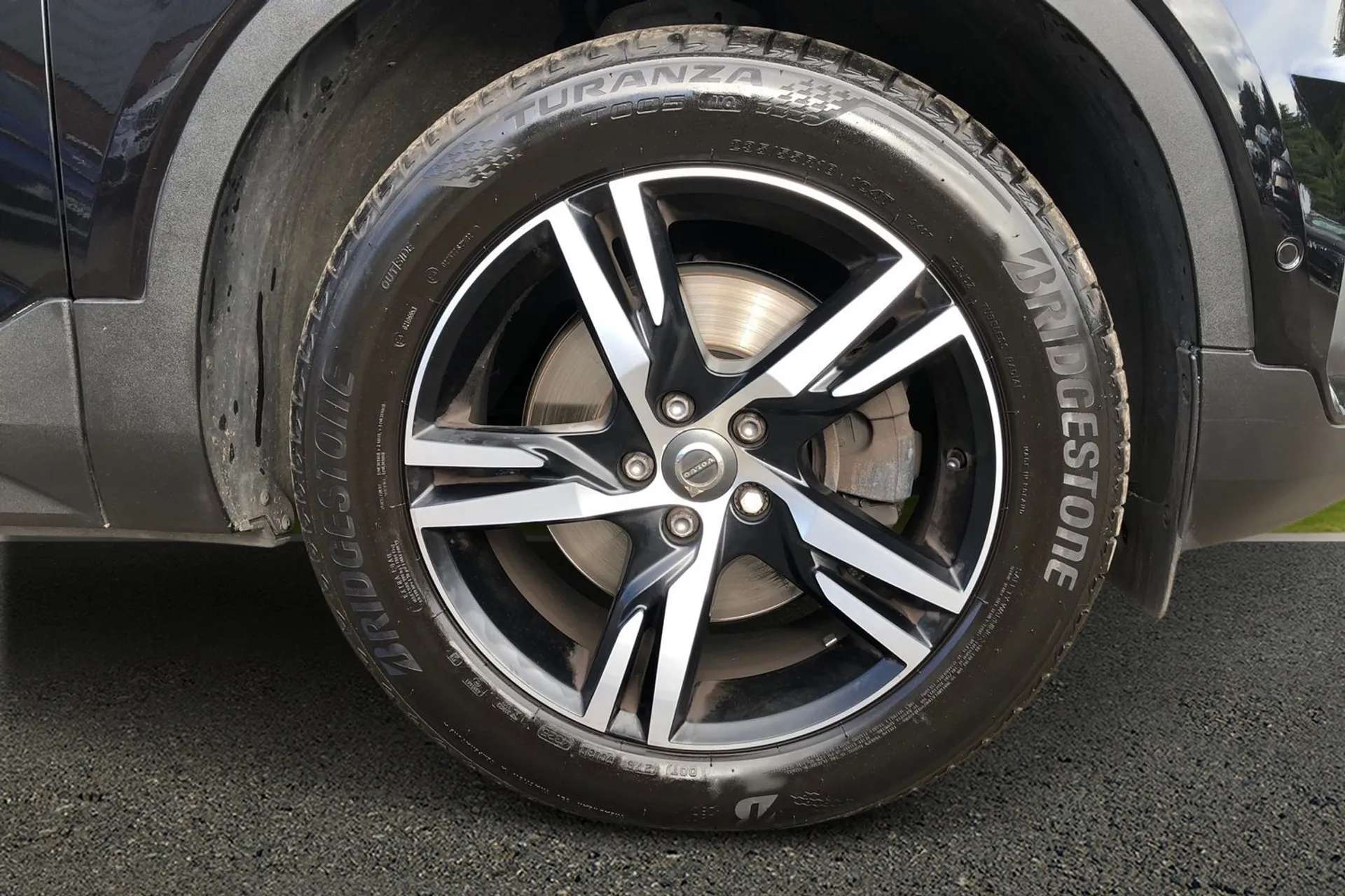 2020 VOLVO XC40 2020 VOLVO XC40
