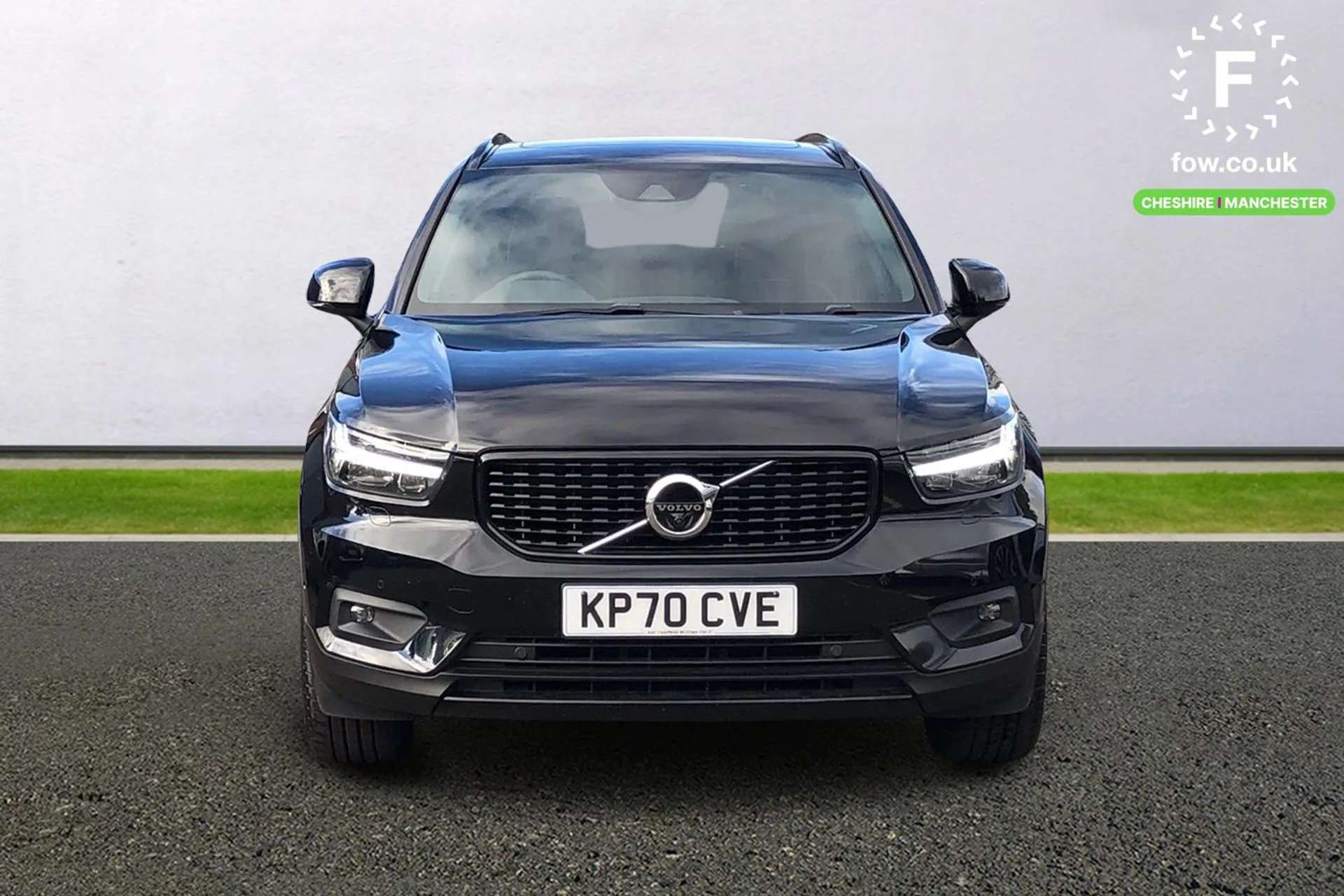 2020 VOLVO XC40 2020 VOLVO XC40