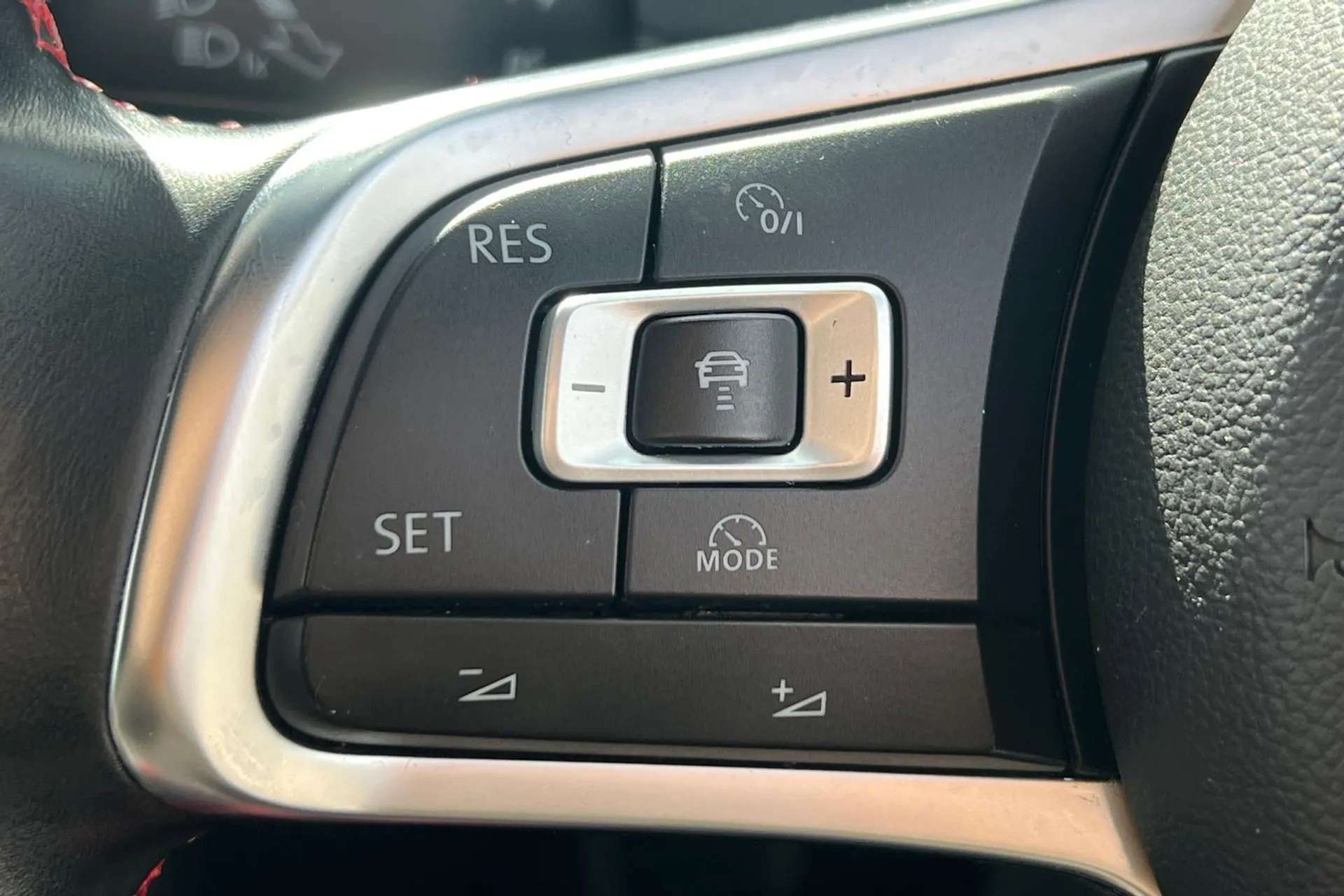 2017 VOLKSWAGEN GOLF 2017 VOLKSWAGEN GOLF