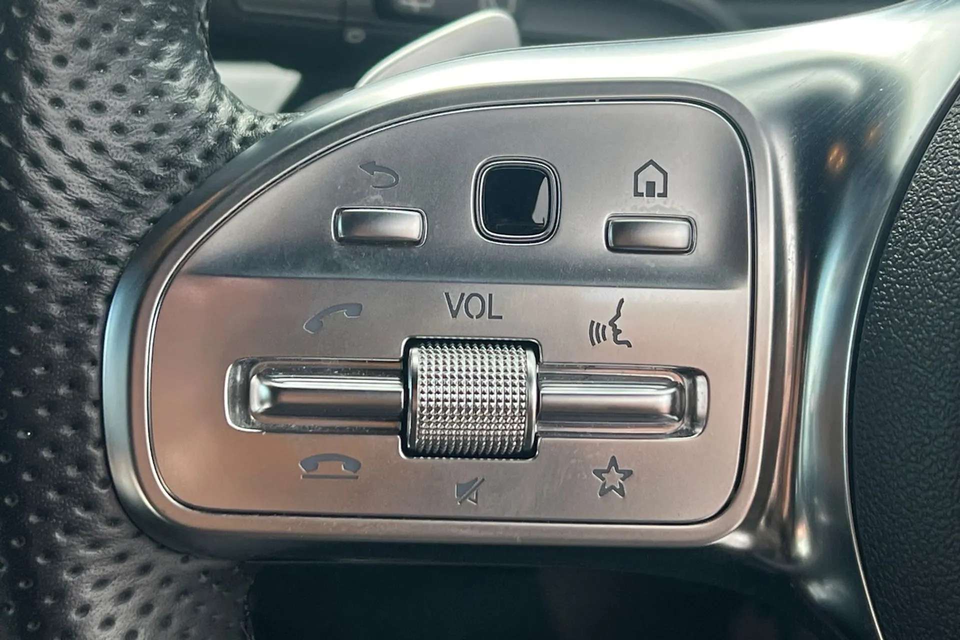 2022 MERCEDES-BENZ A CLASS 2022 MERCEDES-BENZ A CLASS
