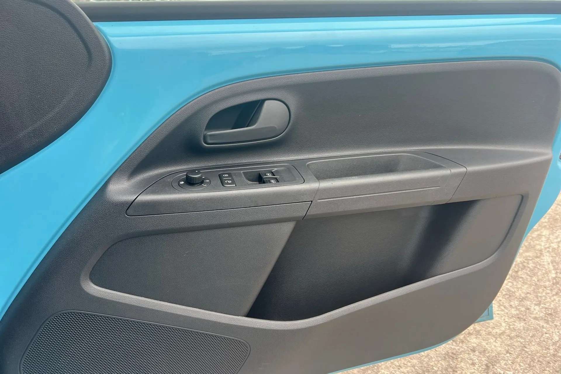 2023 VOLKSWAGEN UP 2023 VOLKSWAGEN UP
