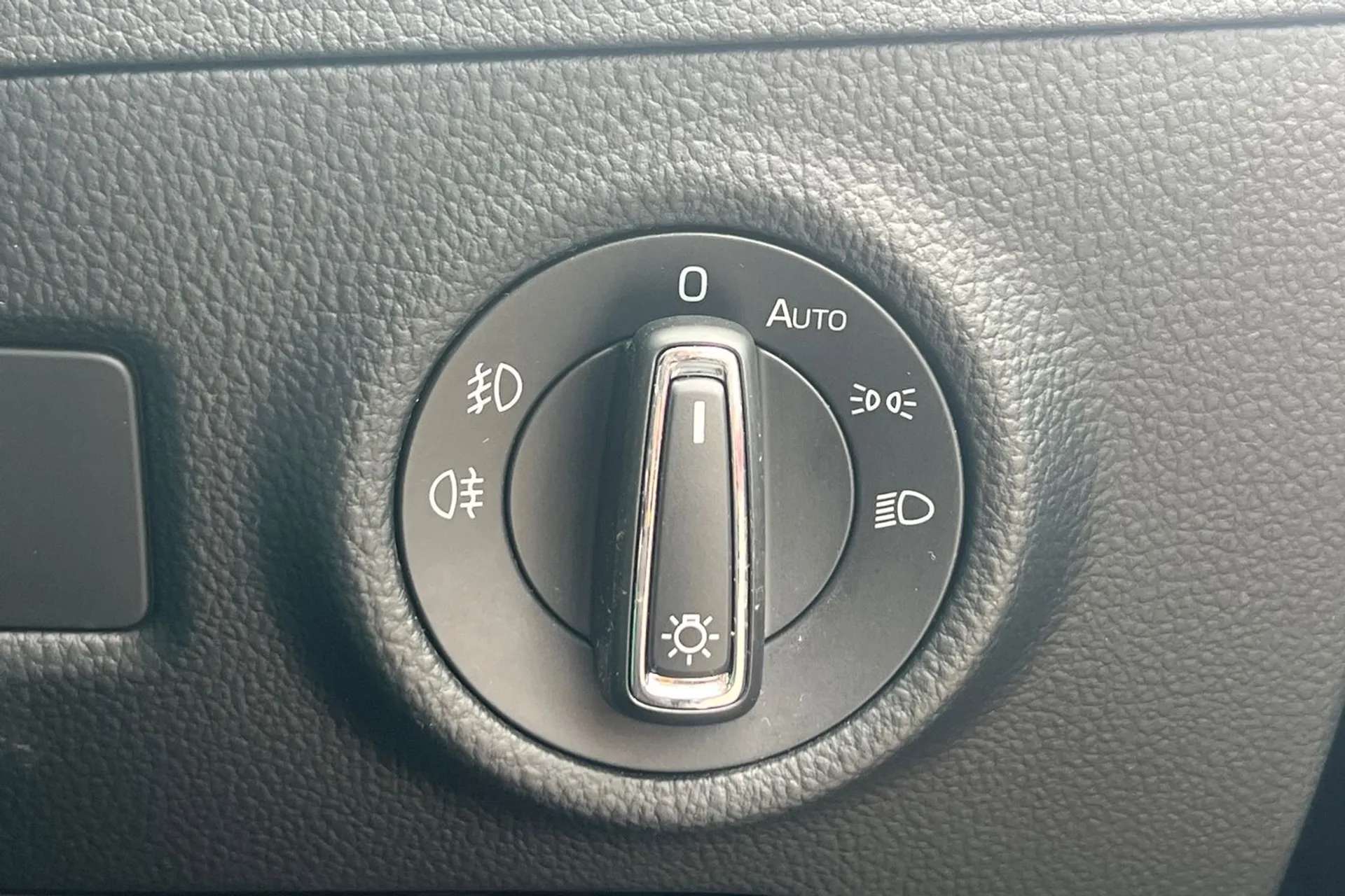 2019 SKODA SUPERB 2019 SKODA SUPERB