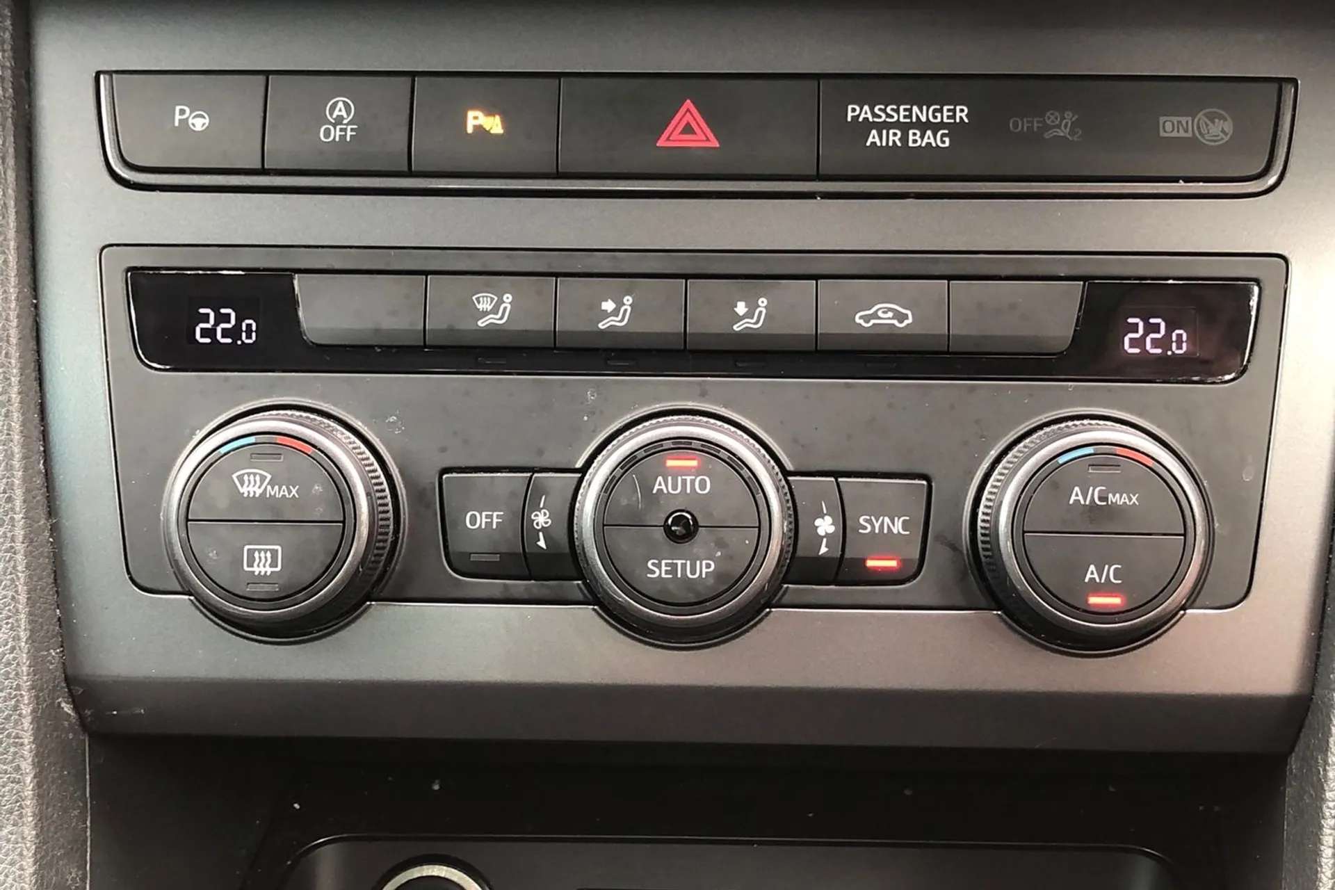 0 CUPRA ATECA 0 CUPRA ATECA