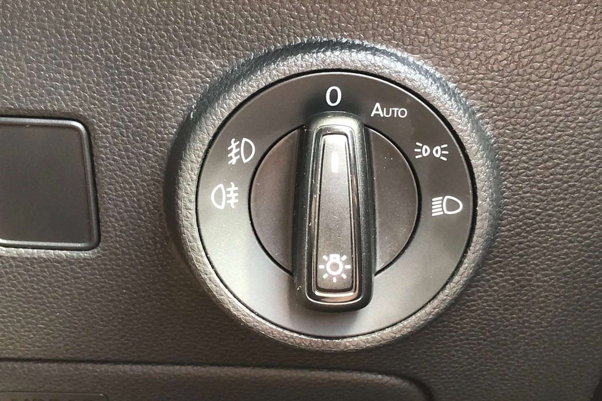 0 CUPRA ATECA 0 CUPRA ATECA