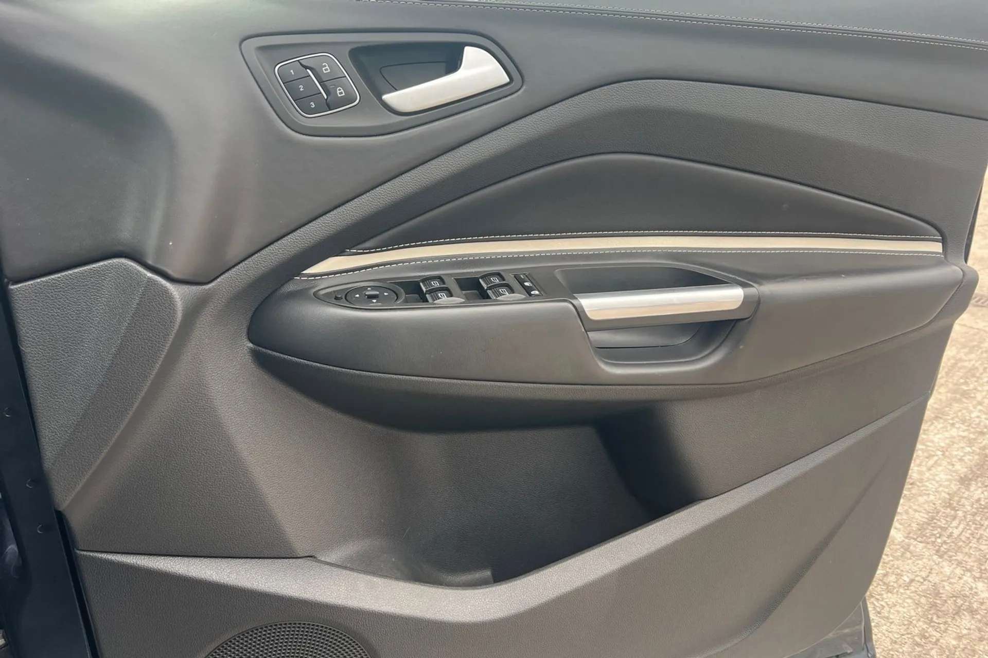2019 FORD KUGA VIGNALE 2019 FORD KUGA VIGNALE