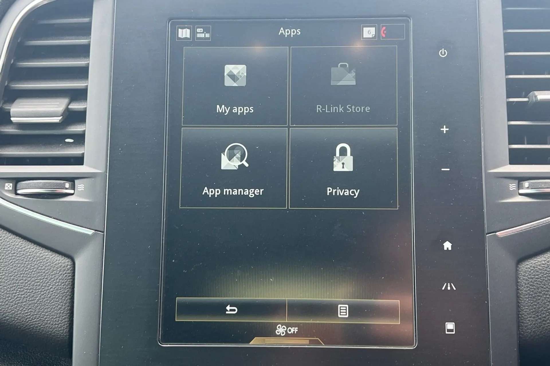 2019 RENAULT MEGANE 2019 RENAULT MEGANE