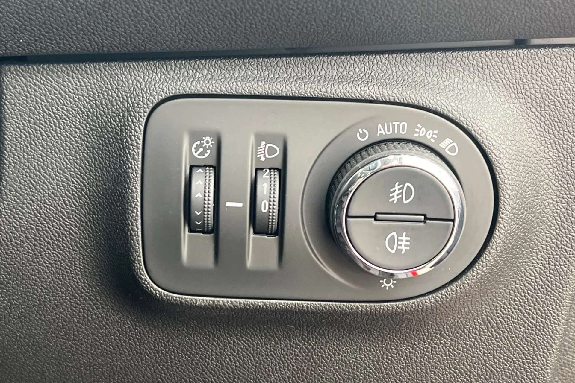 2017 VAUXHALL CORSA 2017 VAUXHALL CORSA