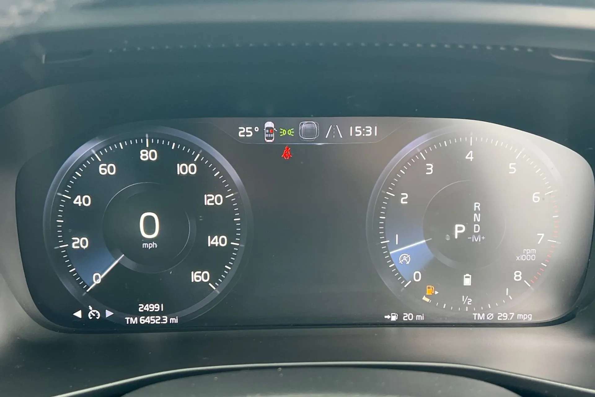 2021 VOLVO XC40 2021 VOLVO XC40