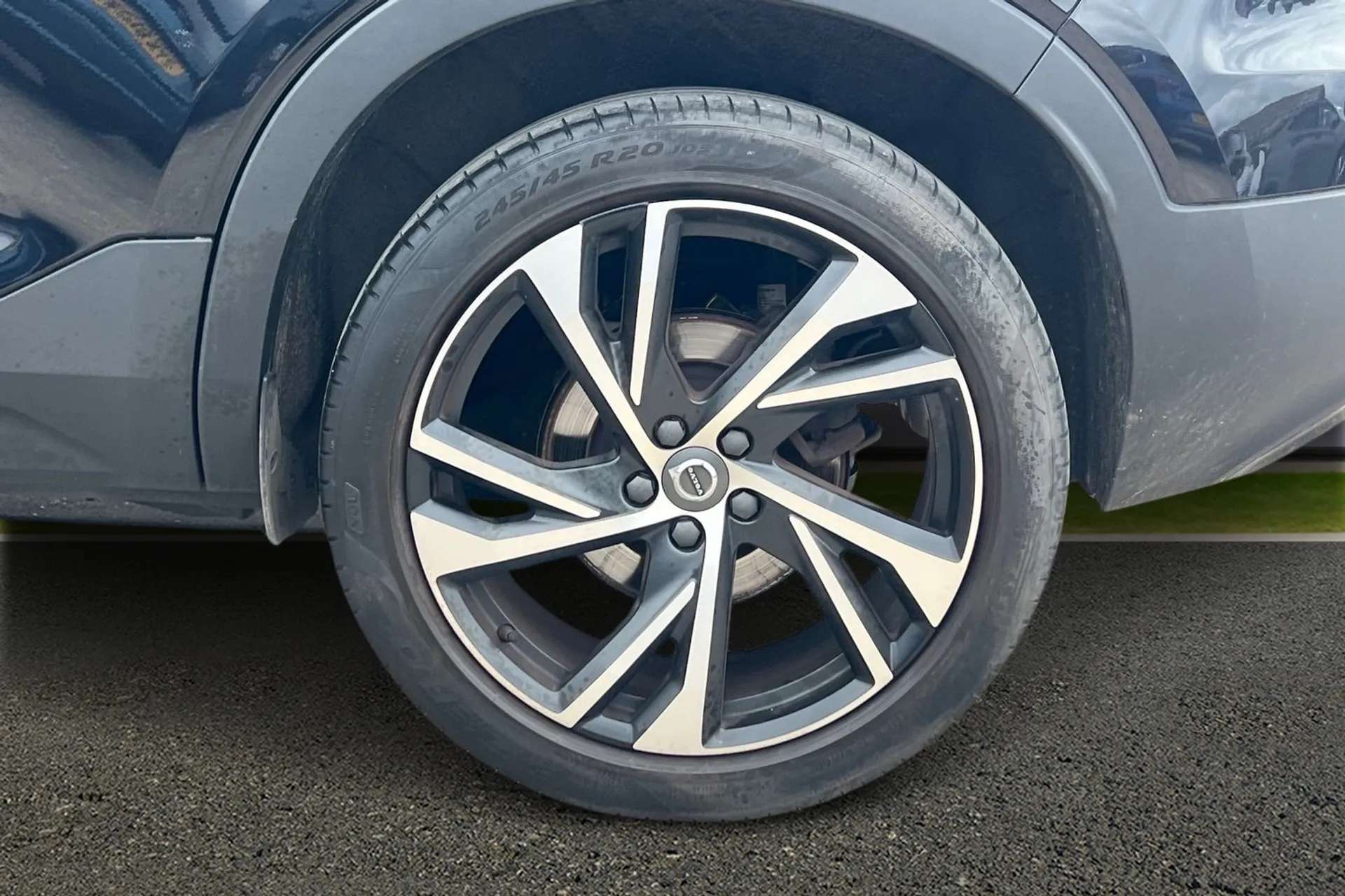 2021 VOLVO XC40 2021 VOLVO XC40