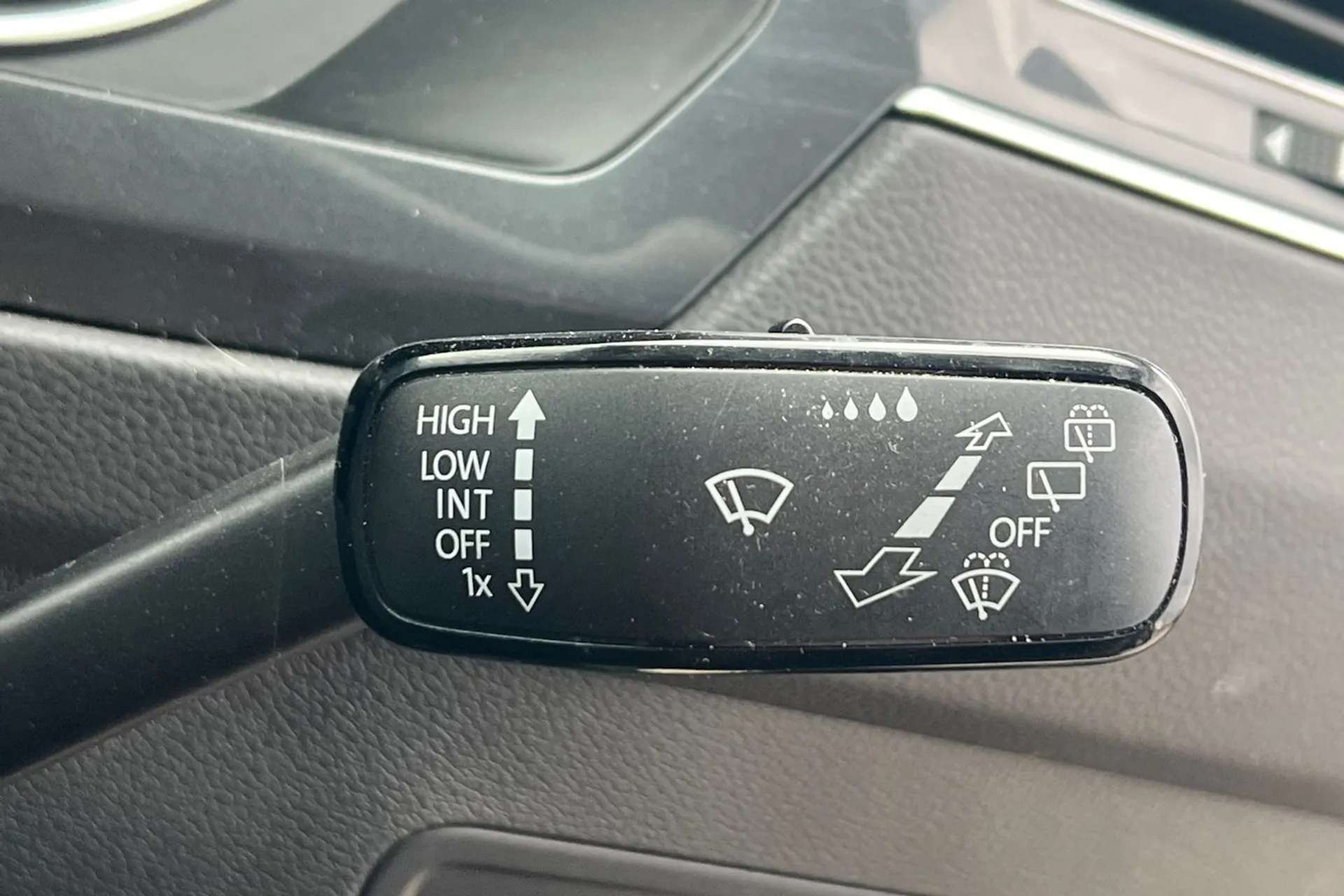 2019 VOLKSWAGEN TIGUAN 2019 VOLKSWAGEN TIGUAN