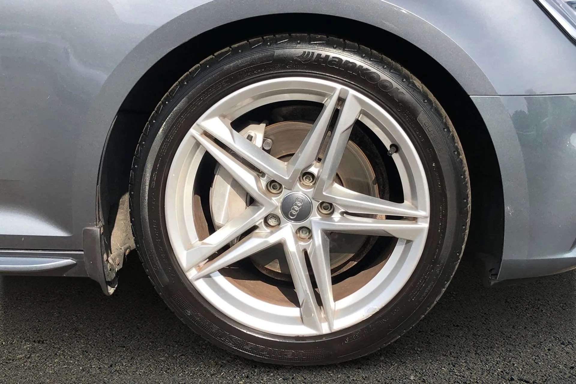 2017 AUDI A4 2017 AUDI A4