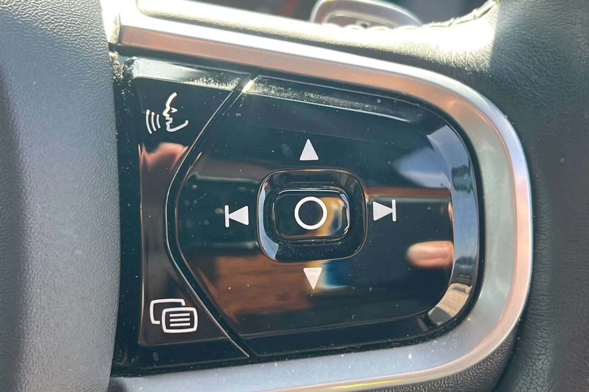 2020 VOLVO XC60 2020 VOLVO XC60