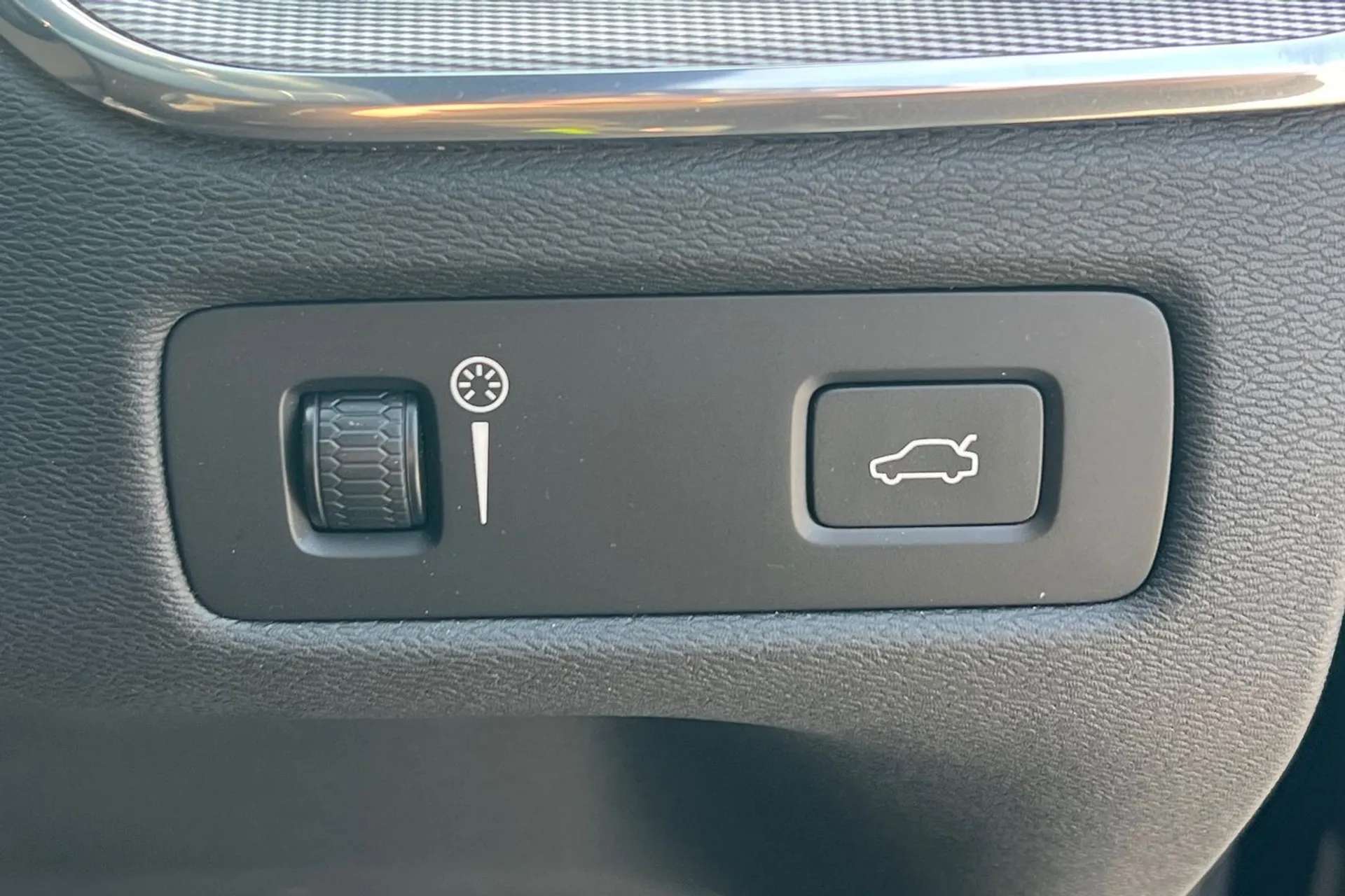 2020 VOLVO XC60 2020 VOLVO XC60
