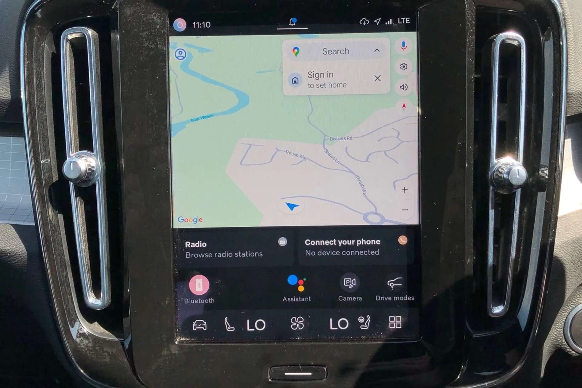 2023 VOLVO XC40 2023 VOLVO XC40