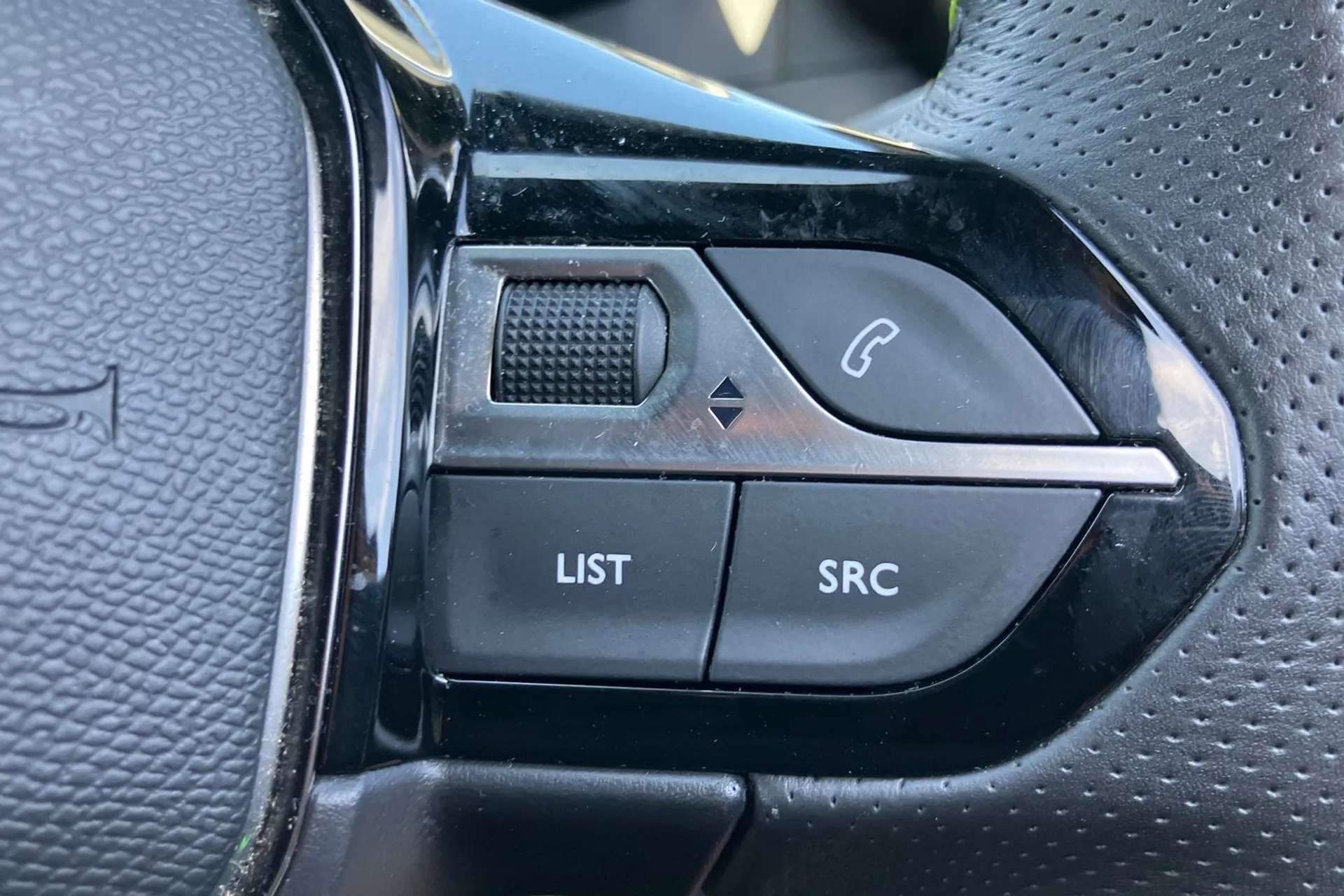 2022 PEUGEOT 208 2022 PEUGEOT 208