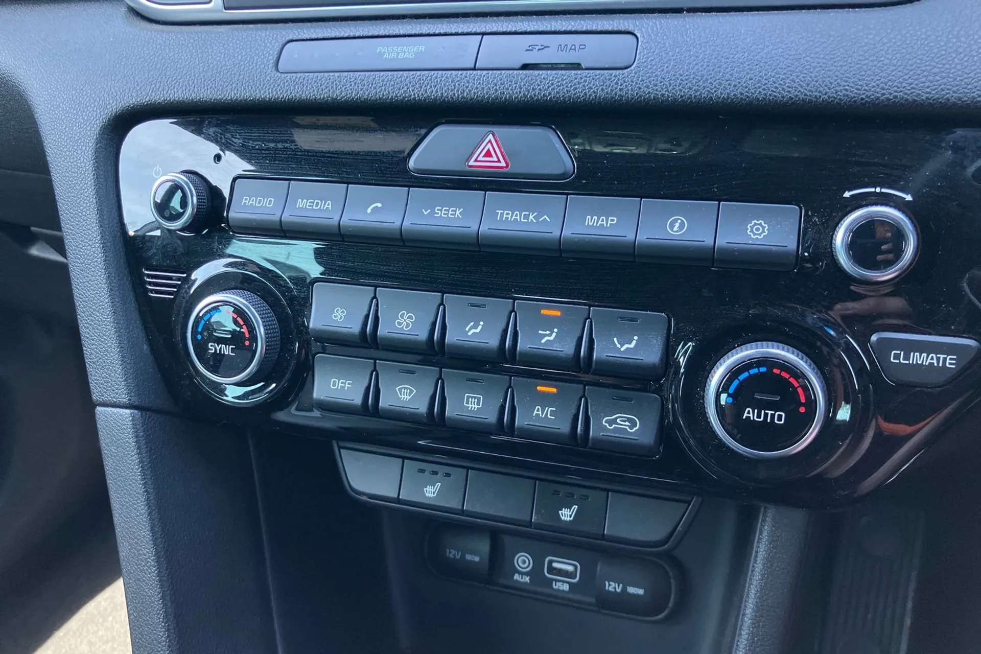 2018 KIA SPORTAGE 2018 KIA SPORTAGE