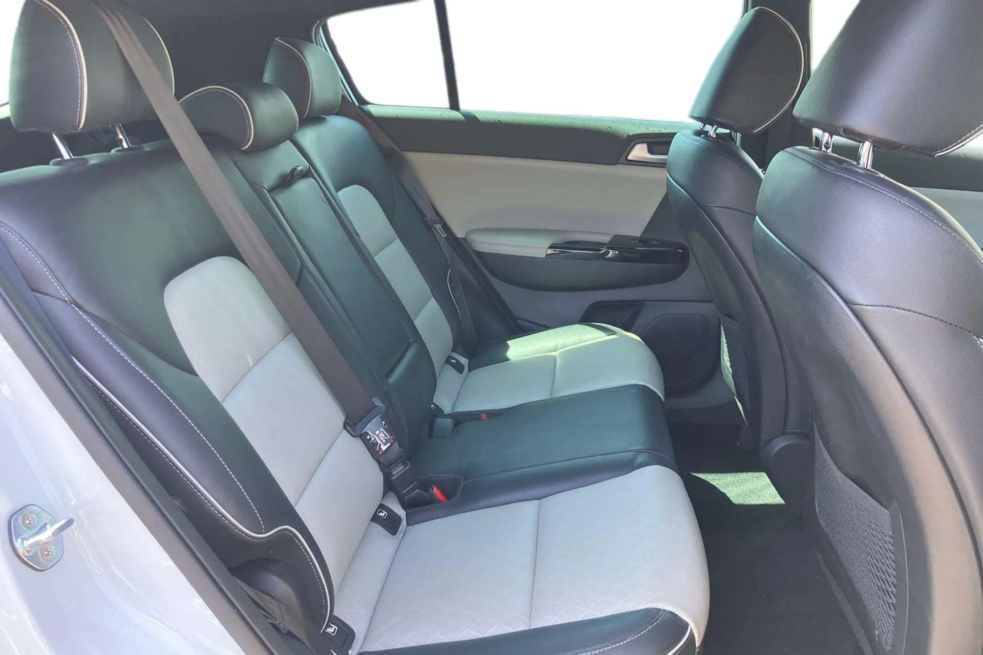 2018 KIA SPORTAGE 2018 KIA SPORTAGE