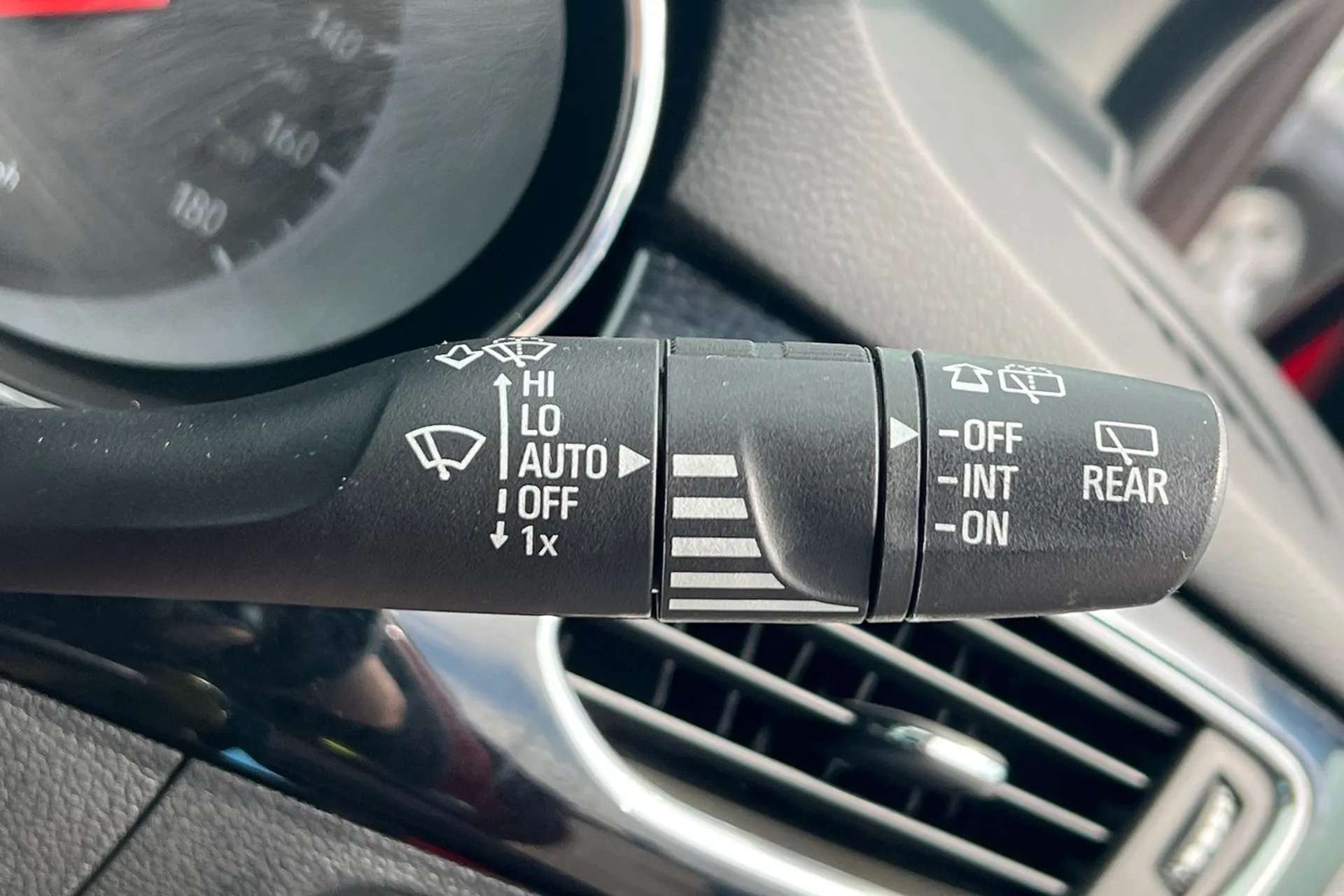 2018 VAUXHALL ASTRA 2018 VAUXHALL ASTRA