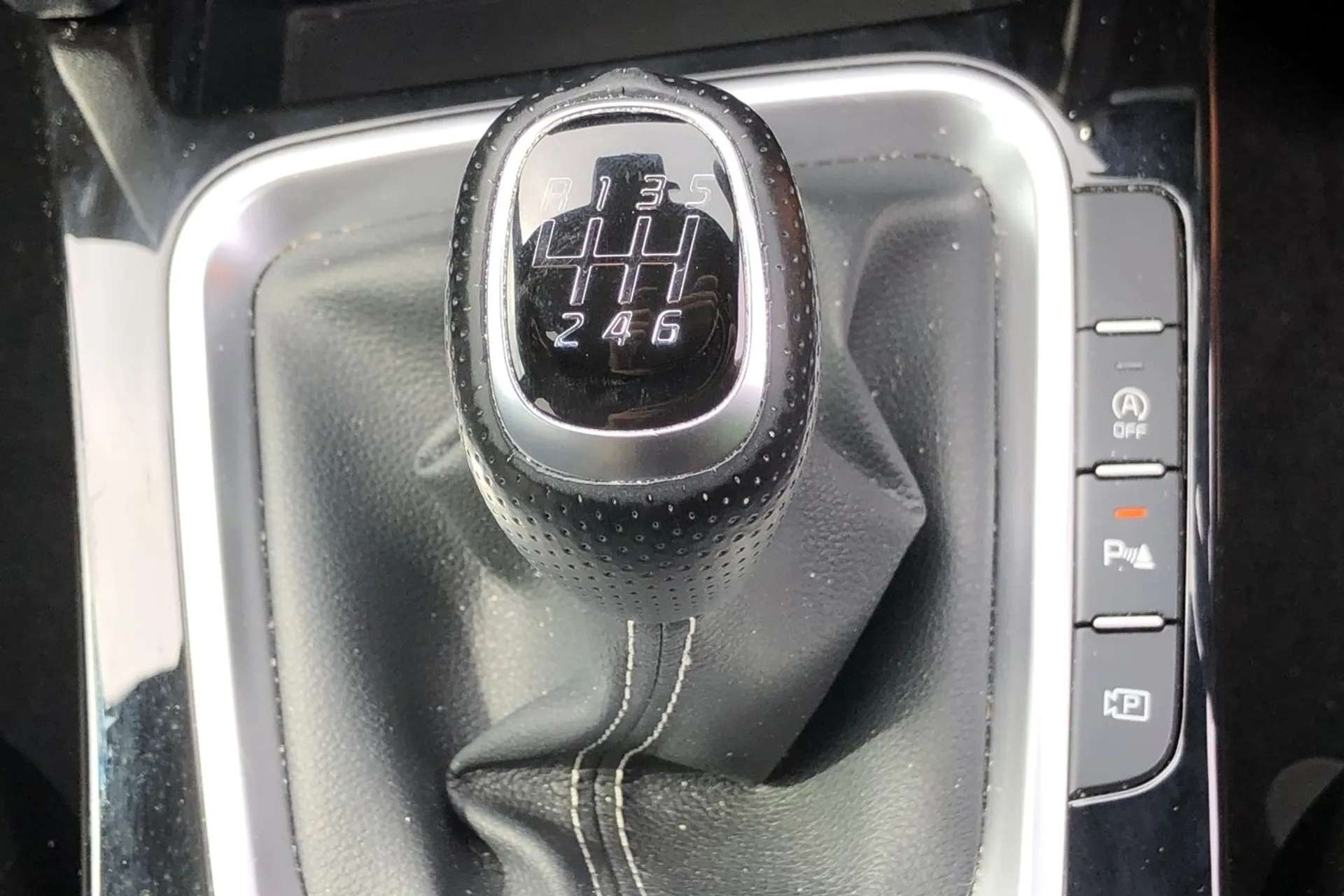 2023 KIA XCEED 2023 KIA XCEED