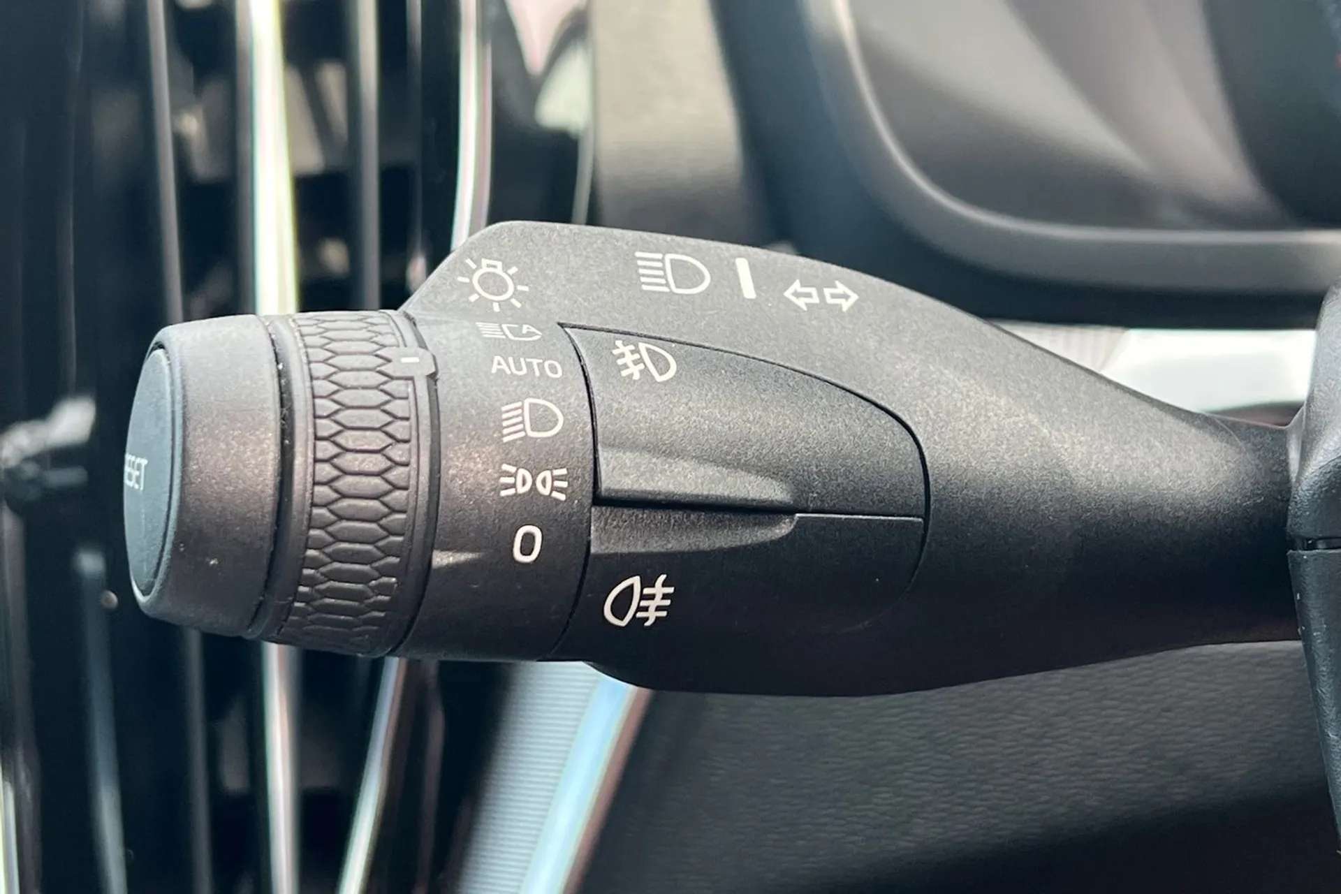 2019 VOLVO S60 2019 VOLVO S60