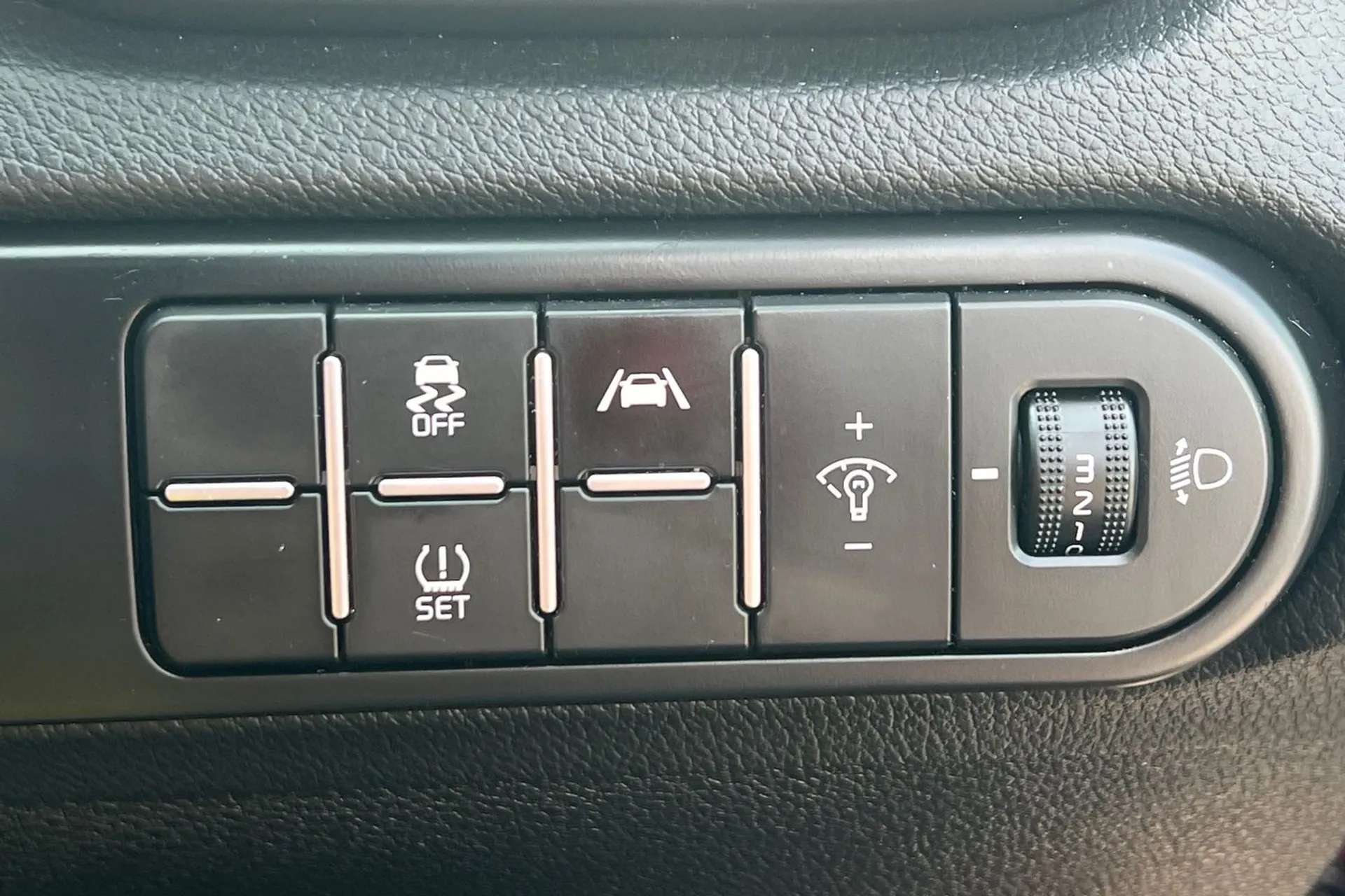 2023 KIA XCEED 2023 KIA XCEED