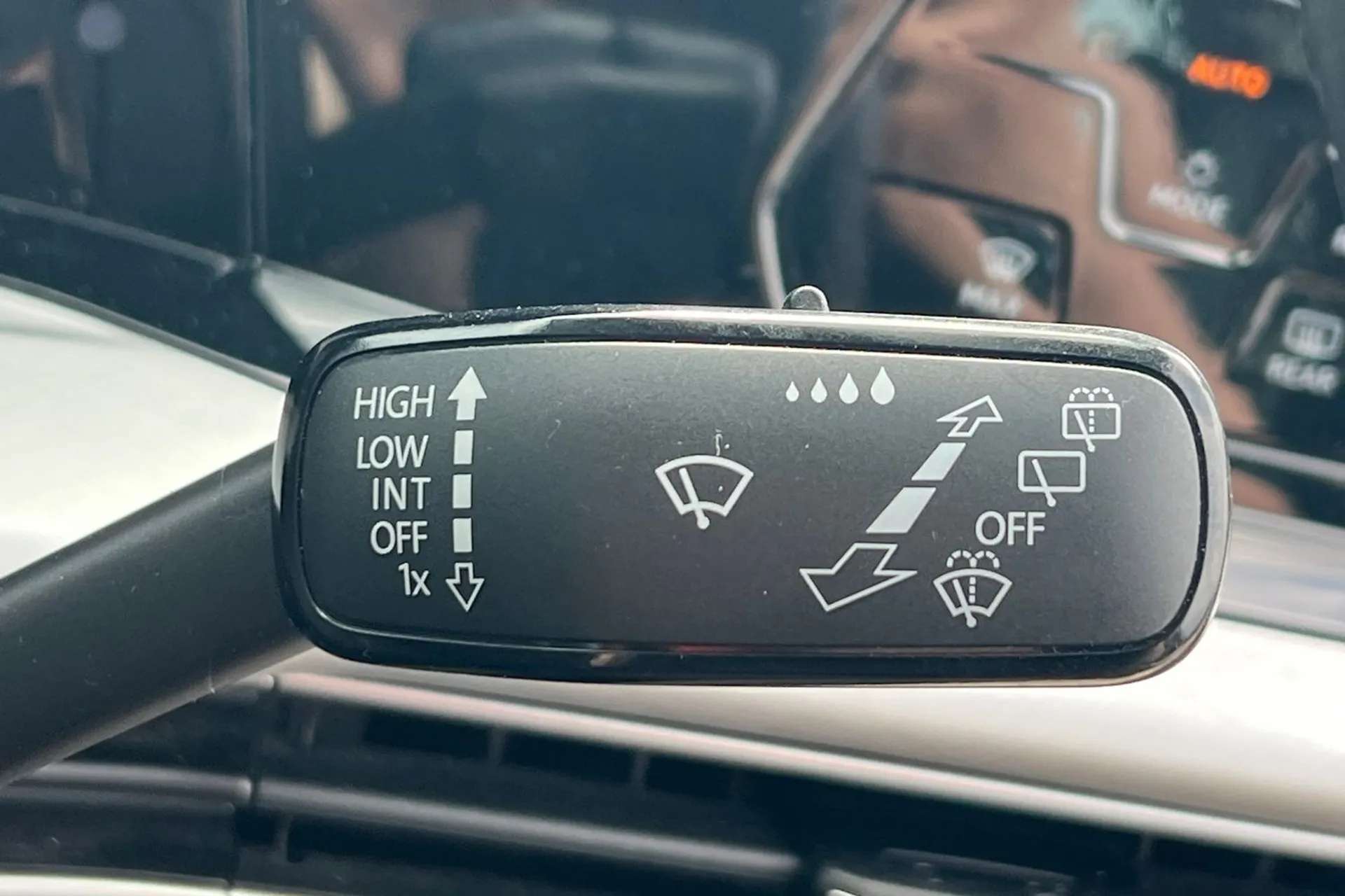 2020 VOLKSWAGEN GOLF 2020 VOLKSWAGEN GOLF