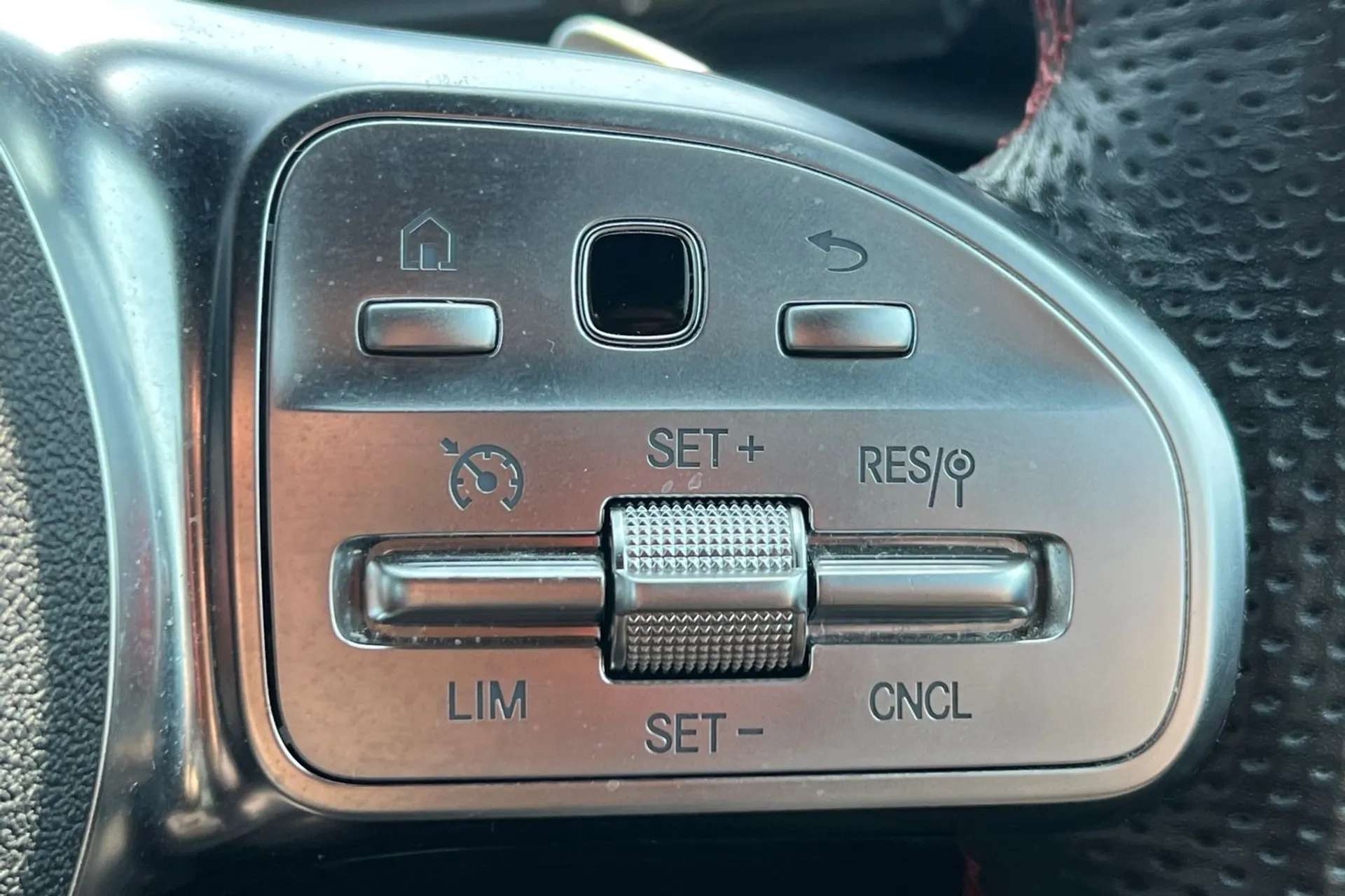 2020 MERCEDES-BENZ A CLASS 2020 MERCEDES-BENZ A CLASS