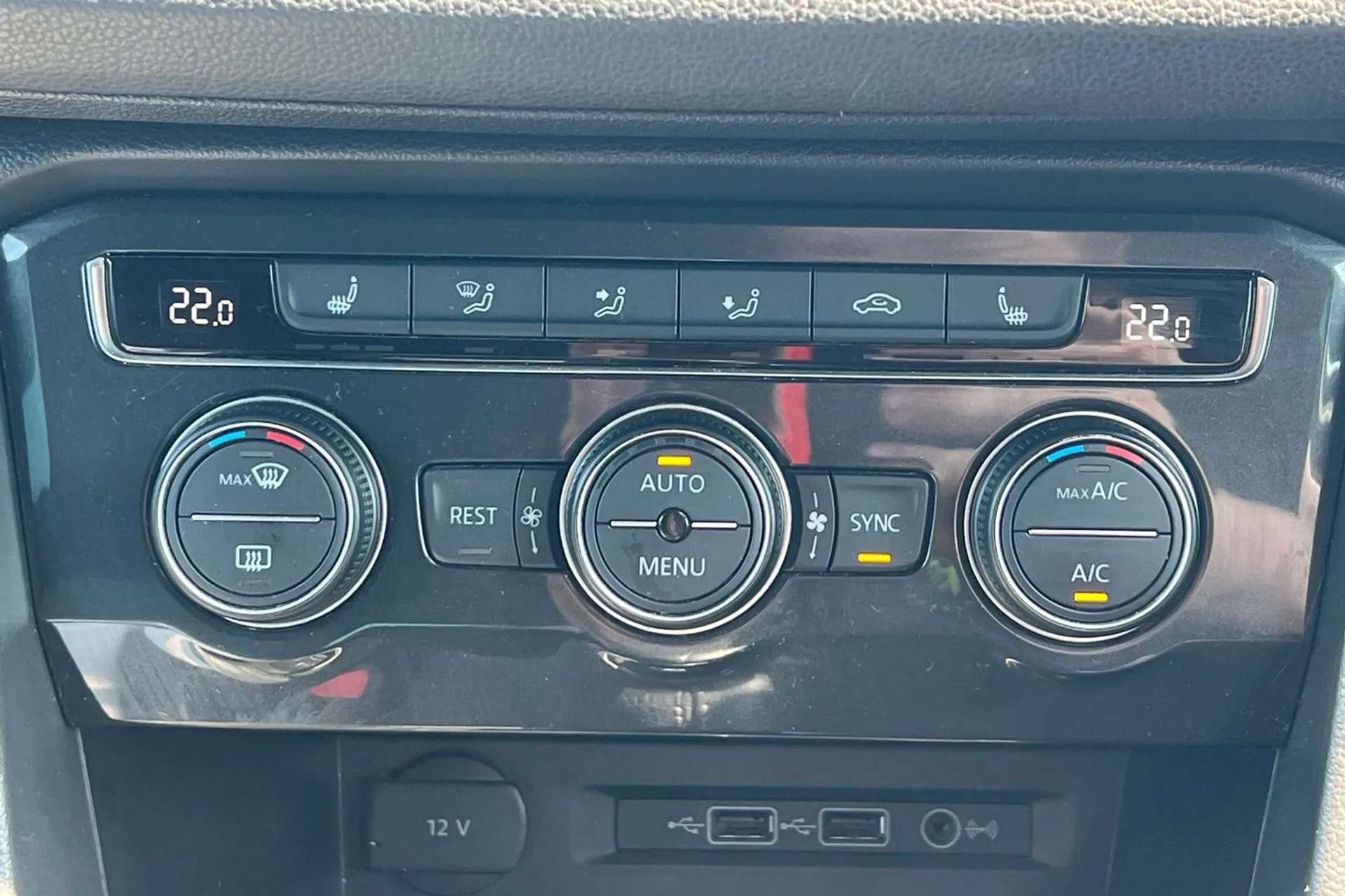 2018 VOLKSWAGEN TIGUAN 2018 VOLKSWAGEN TIGUAN