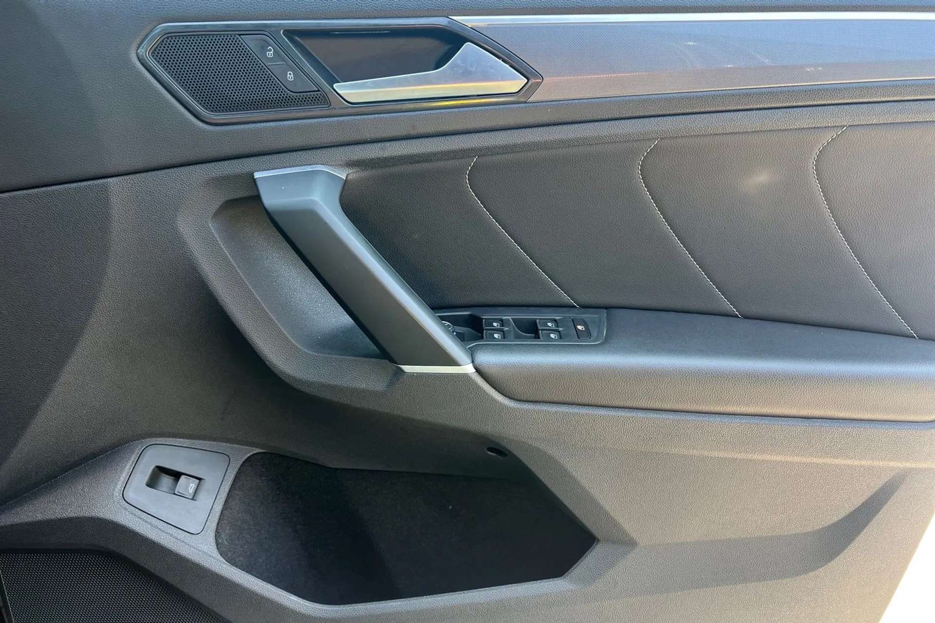2018 VOLKSWAGEN TIGUAN 2018 VOLKSWAGEN TIGUAN