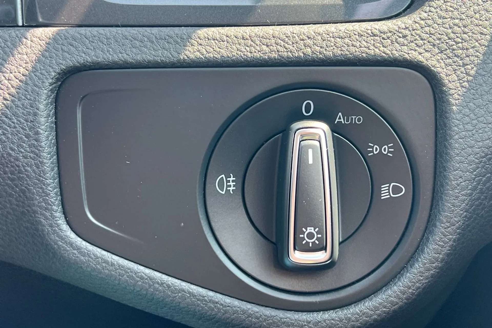 2020 VOLKSWAGEN GOLF 2020 VOLKSWAGEN GOLF