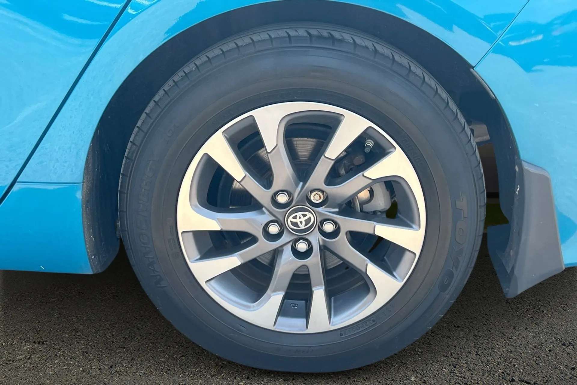 2017 TOYOTA PRIUS 2017 TOYOTA PRIUS