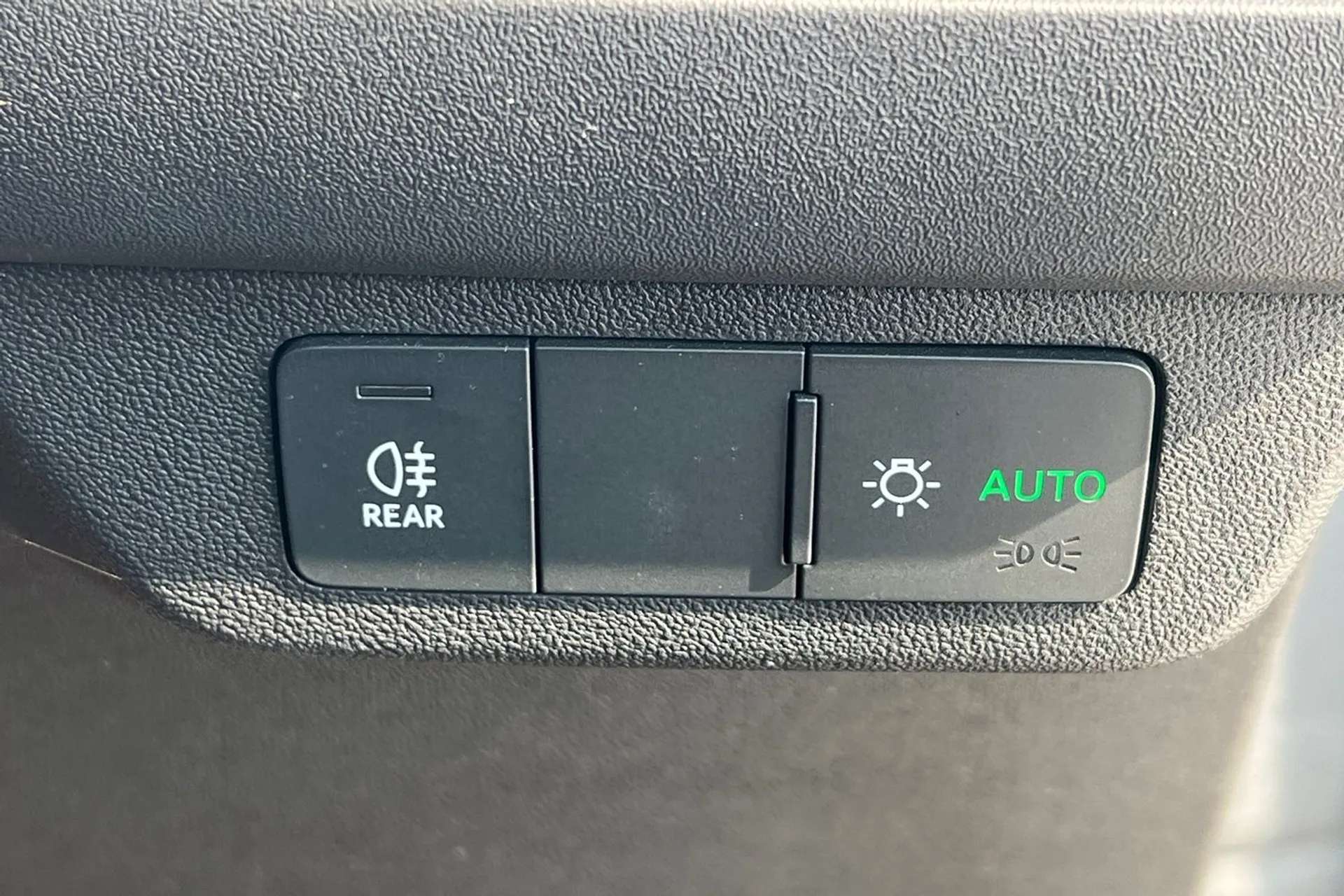2023 AUDI Q4 2023 AUDI Q4