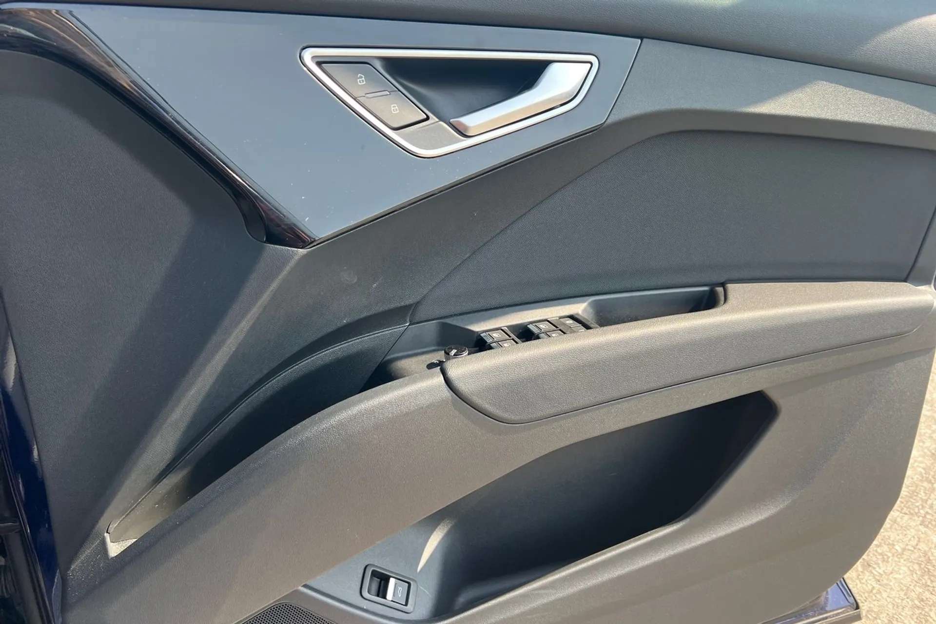 2023 AUDI Q4 2023 AUDI Q4